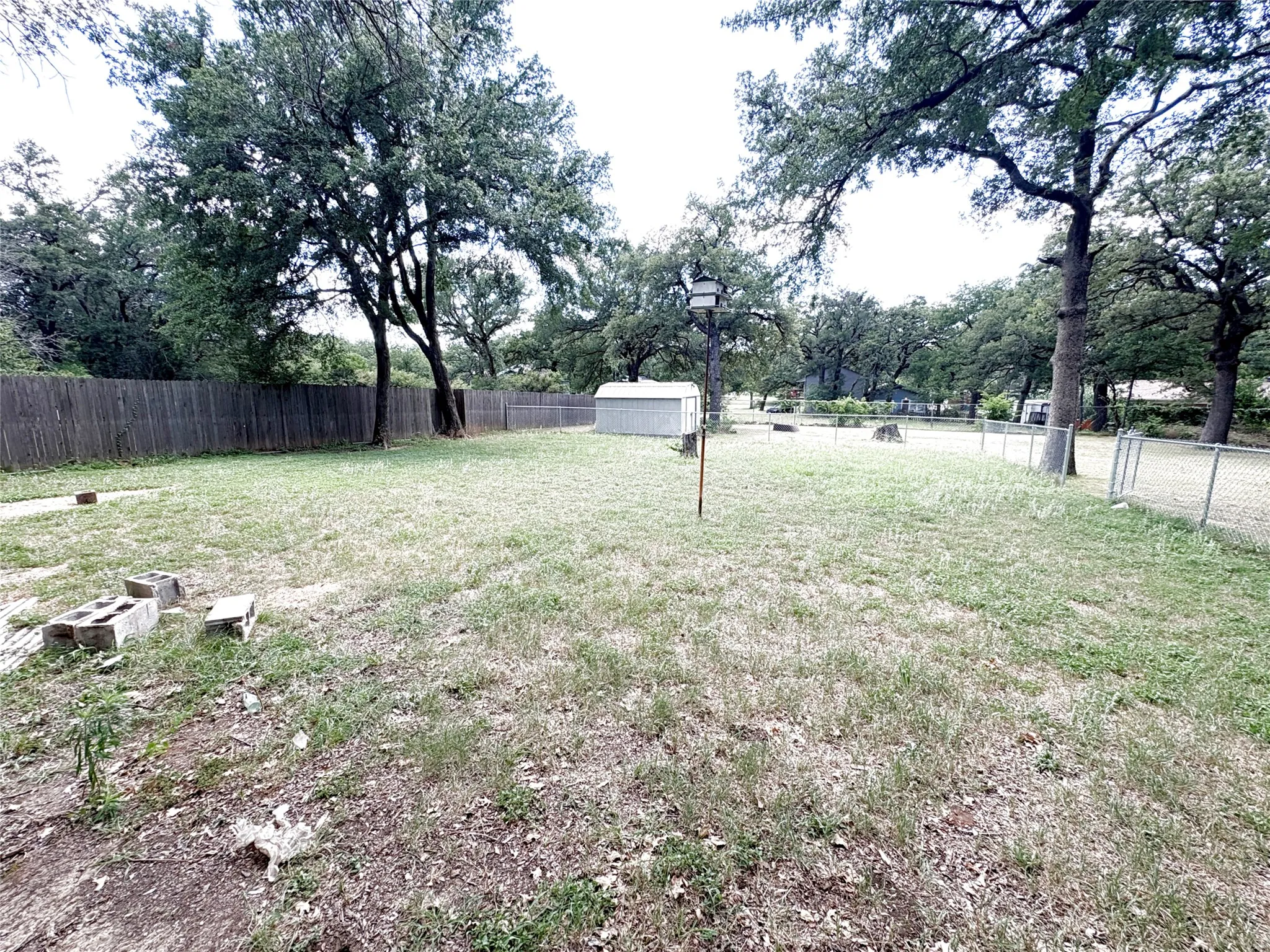 Single Family Residence For Rent in Tarrant County , 1824 Provine Street, Fort Worth, Texas 76103, 3 Bedroom, 2 Bathroom, Garage spaces, 1,380 Sqft, built in 1955, mls#21333938, Real Estate Agent in Fort Worth, Homes For Rent in Tarrant county, Homes For Rent in Fort Worth, Realtor in Fort Worth Texas, Real Estate Brokerage Independent Realty Texas, Luminita Cordes Realtor