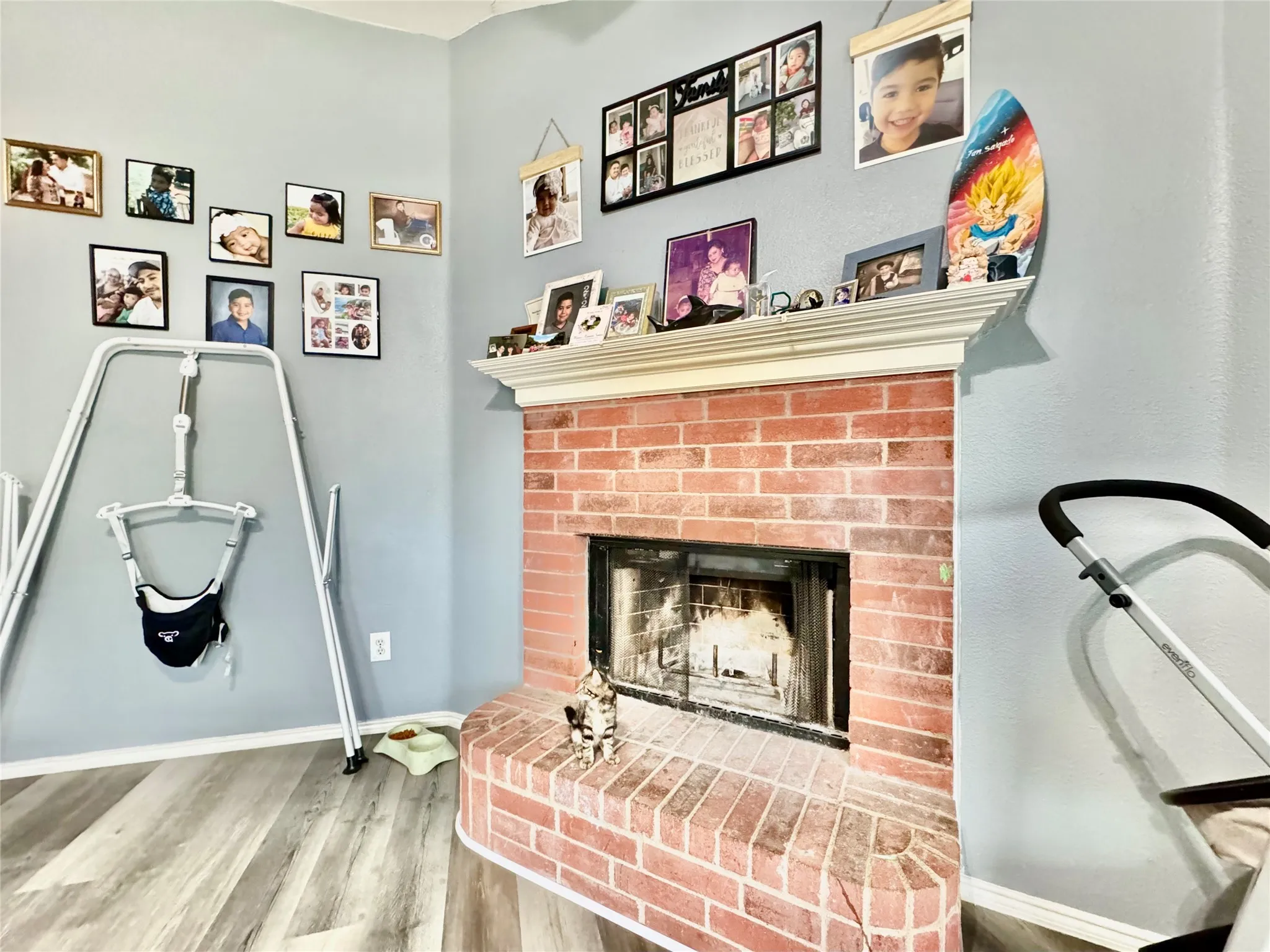 Single Family Residence For Sale in Ellis County , 123 Breanna Way, Waxahachie, Texas 75165, 3 Bedrooms, 2 Bathrooms, 2 Garage spaces, 1,584 Sqft, built in 2003, Price $315,000, mls#21334577, Real Estate Agent in Waxahachie, Homes For Sale in Ellis county, Homes For Sale in Waxahachie, Realtor in Waxahachie Texas, Real Estate Brokerage Independent Realty Texas, Luminita Cordes Realtor