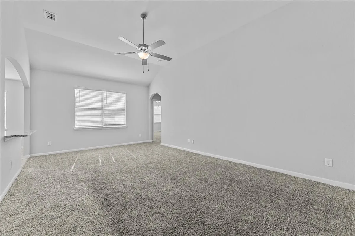 Single Family Residence For Rent in Collin County , 2112 Erlinda Drive, Anna, Texas 75409, 3 Bedroom, 2 Bathroom, 2 Garage spaces, 1,647 Sqft, built in 2022, mls#21333708, Real Estate Agent in Anna, Homes For Rent in Collin county, Homes For Rent in Anna, Realtor in Anna Texas, Real Estate Brokerage Independent Realty Texas, Luminita Cordes Realtor
