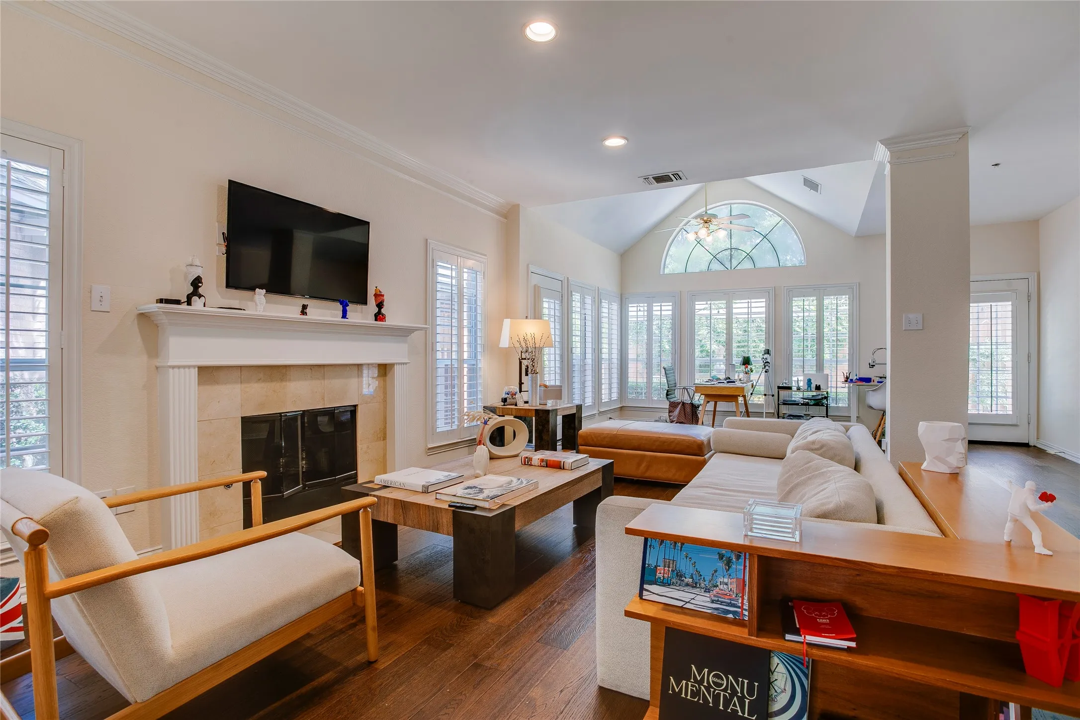 Single Family Residence For Rent in Dallas County , 14628 Dickenson Court, Addison, Texas 75001, 3 Bedroom, 3 Bathroom, 2 Garage spaces, 2,630 Sqft, built in 1995, mls#21334685, Real Estate Agent in Addison, Homes For Rent in Dallas county, Homes For Rent in Addison, Realtor in Addison Texas, Real Estate Brokerage Independent Realty Texas, Luminita Cordes Realtor