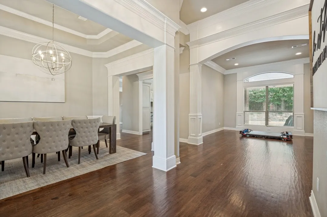 Single Family Residence For Sale in Tarrant County , 8 Hidden Lake Court, Mansfield, Texas 76063, 4 Bedroom, 4 Bathroom, 3 Garage spaces, 4,476 Sqft, built in 1999, mls#21330821, Real Estate Agent in Mansfield, Homes For Sale in Tarrant county, Homes For Sale in Mansfield, Realtor in Mansfield Texas, Real Estate Brokerage Independent Realty Texas, Luminita Cordes Realtor