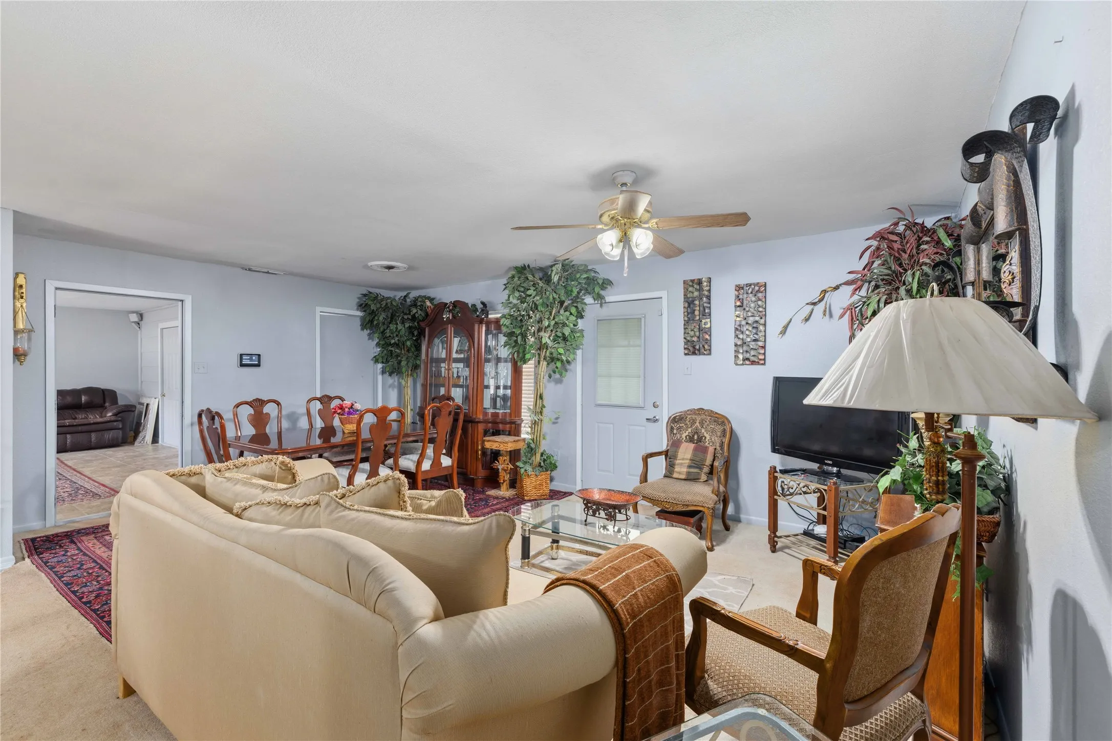 Single Family Residence For Sale in Coleman County , 908 W 2nd Street, Coleman, Texas 76834, 3 Bedroom, 2 Bathroom, Garage spaces, 1,835 Sqft, built in 1970, mls#21332595, Real Estate Agent in Coleman, Homes For Sale in Coleman county, Homes For Sale in Coleman, Realtor in Coleman Texas, Real Estate Brokerage Independent Realty Texas, Luminita Cordes Realtor
