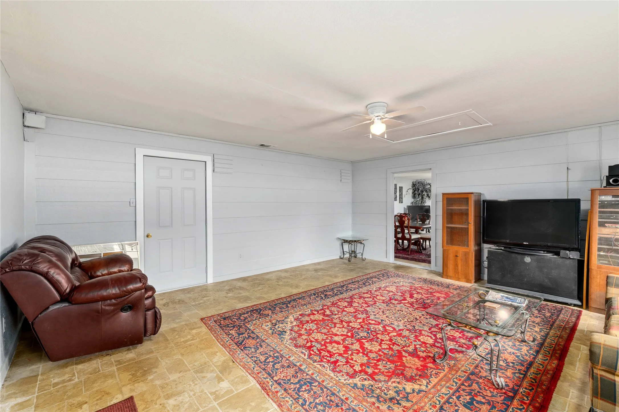 Single Family Residence For Sale in Coleman County , 908 W 2nd Street, Coleman, Texas 76834, 3 Bedroom, 2 Bathroom, Garage spaces, 1,835 Sqft, built in 1970, mls#21332595, Real Estate Agent in Coleman, Homes For Sale in Coleman county, Homes For Sale in Coleman, Realtor in Coleman Texas, Real Estate Brokerage Independent Realty Texas, Luminita Cordes Realtor