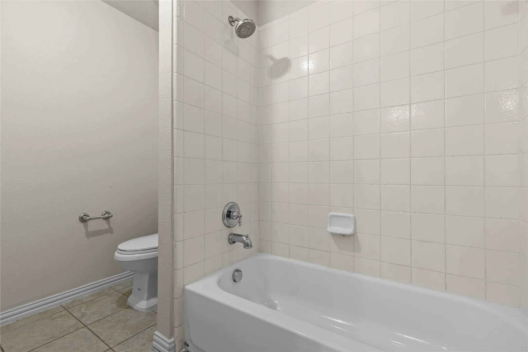 Single Family Residence For Sale in Dallas County , 8302 Munich Drive, Rowlett, Texas 75089, 4 Bedroom, 4 Bathroom, 2 Garage spaces, 3,794 Sqft, built in 2005, mls#21333344, Real Estate Agent in Rowlett, Homes For Sale in Dallas county, Homes For Sale in Rowlett, Realtor in Rowlett Texas, Real Estate Brokerage Independent Realty Texas, Luminita Cordes Realtor