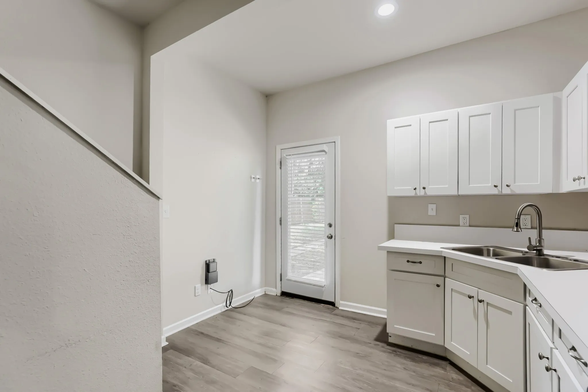 Single Family Residence For Sale in Denton County , 123 S 2nd Street, Sanger, Texas 76266, 3 Bedroom, 3 Bathroom, Garage spaces, 1,496 Sqft, built in 1954, mls#21246875, Real Estate Agent in Sanger, Homes For Sale in Denton county, Homes For Sale in Sanger, Realtor in Sanger Texas, Real Estate Brokerage Independent Realty Texas, Luminita Cordes Realtor