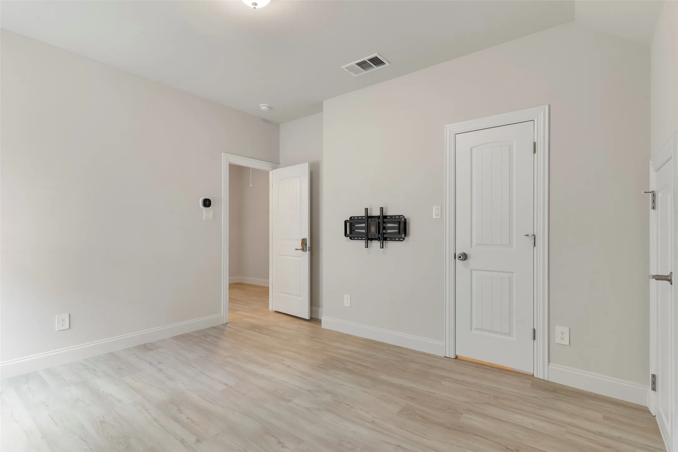 Single Family Residence For Sale in Collin County , 1421 Devotion Row, Wylie, Texas 75098, 4 Bedroom, 3 Bathroom, 2 Garage spaces, 2,989 Sqft, built in 2021, mls#21334472, Real Estate Agent in Wylie, Homes For Sale in Collin county, Homes For Sale in Wylie, Realtor in Wylie Texas, Real Estate Brokerage Independent Realty Texas, Luminita Cordes Realtor