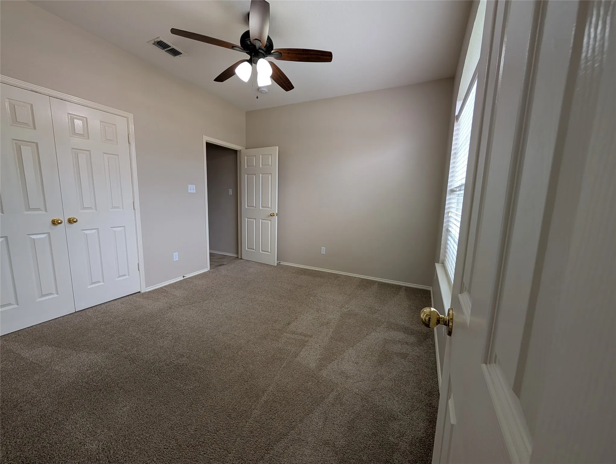 Single Family Residence For Sale in Collin County , 427 Rainforest Court, Murphy, Texas 75094, 4 Bedroom, 3 Bathroom, 2 Garage spaces, 2,758 Sqft, built in 2000, mls#21334329, Real Estate Agent in Murphy, Homes For Sale in Collin county, Homes For Sale in Murphy, Realtor in Murphy Texas, Real Estate Brokerage Independent Realty Texas, Luminita Cordes Realtor