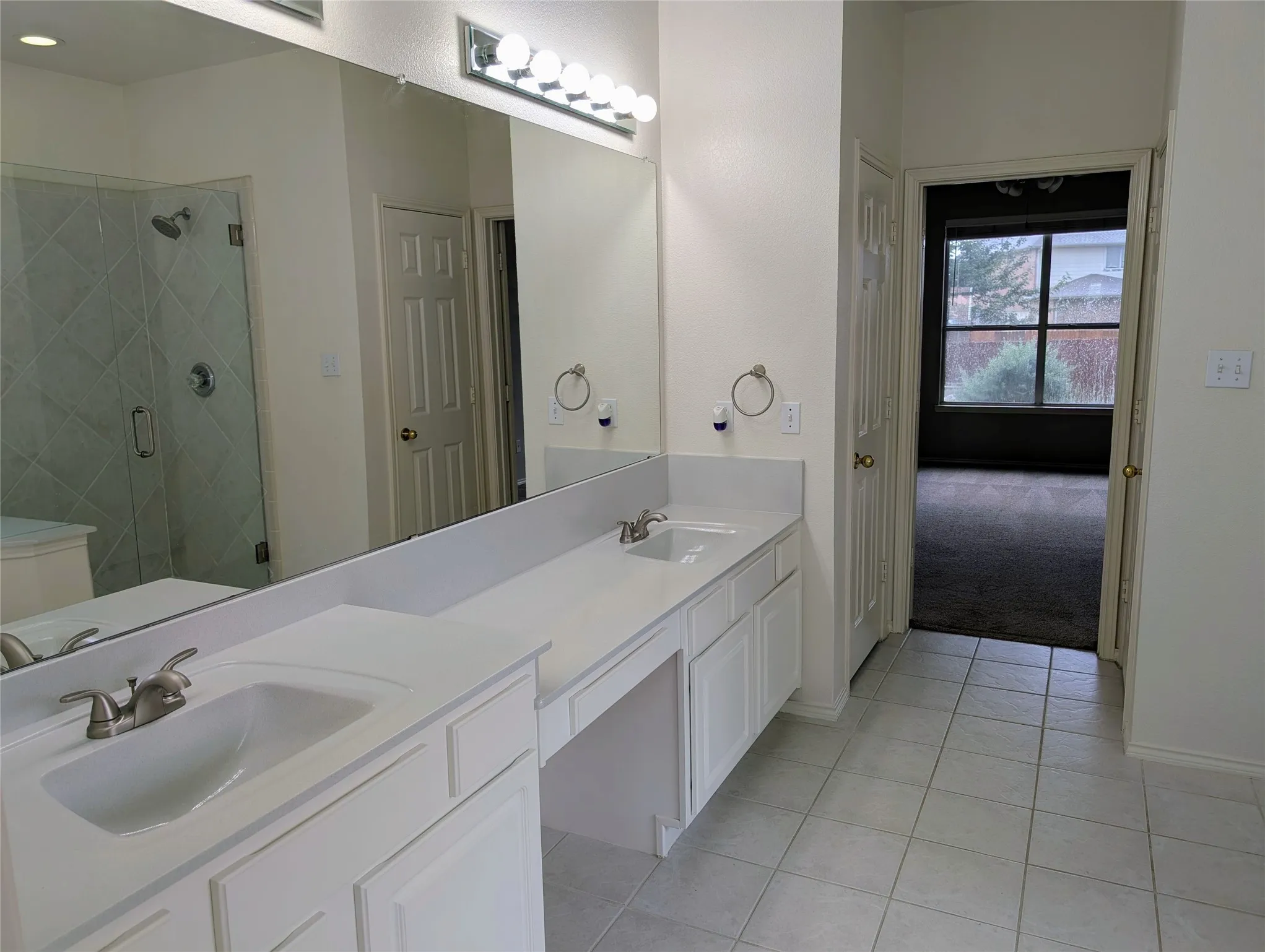 Single Family Residence For Sale in Collin County , 427 Rainforest Court, Murphy, Texas 75094, 4 Bedroom, 3 Bathroom, 2 Garage spaces, 2,758 Sqft, built in 2000, mls#21334329, Real Estate Agent in Murphy, Homes For Sale in Collin county, Homes For Sale in Murphy, Realtor in Murphy Texas, Real Estate Brokerage Independent Realty Texas, Luminita Cordes Realtor