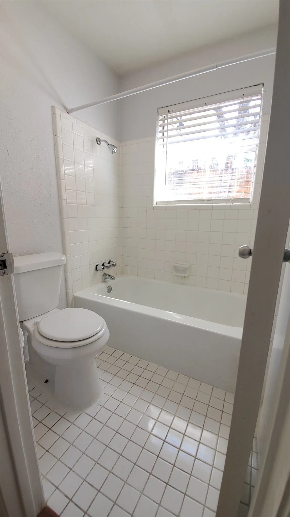 Condominium For Rent in Dallas County , 8081 Meadow Road 122, Dallas, Texas 75231, 2 Bedroom, 2 Bathroom, Garage spaces, 1,053 Sqft, built in 1969, mls#21334889, Real Estate Agent in Dallas, Homes For Rent in Dallas county, Homes For Rent in Dallas, Realtor in Dallas Texas, Real Estate Brokerage Independent Realty Texas, Luminita Cordes Realtor