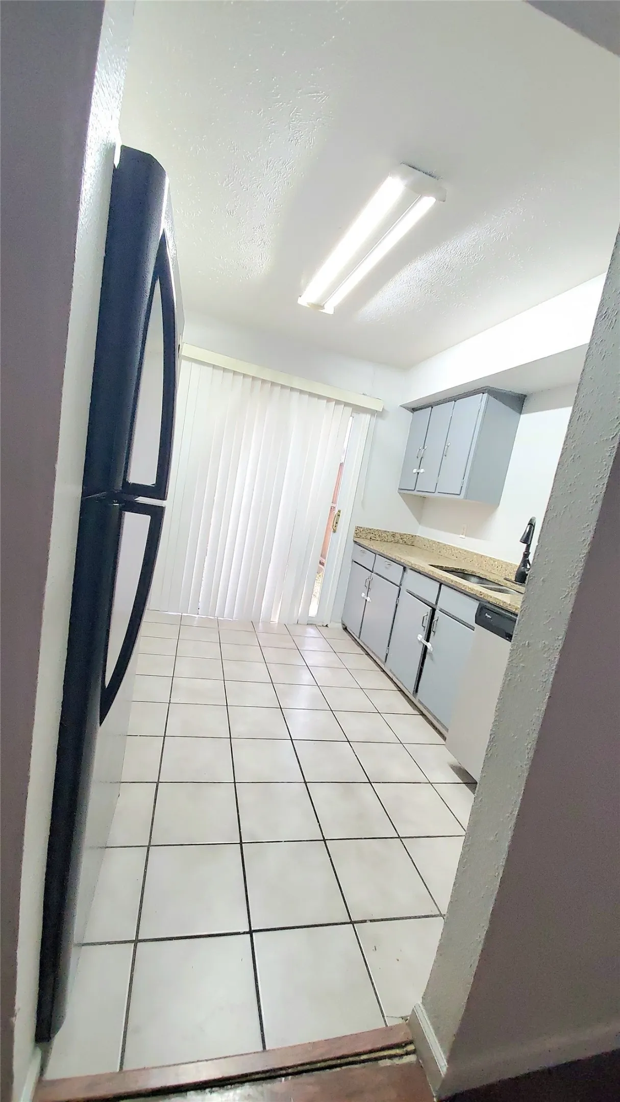 Condominium For Rent in Dallas County , 8081 Meadow Road 122, Dallas, Texas 75231, 2 Bedroom, 2 Bathroom, Garage spaces, 1,053 Sqft, built in 1969, mls#21334889, Real Estate Agent in Dallas, Homes For Rent in Dallas county, Homes For Rent in Dallas, Realtor in Dallas Texas, Real Estate Brokerage Independent Realty Texas, Luminita Cordes Realtor