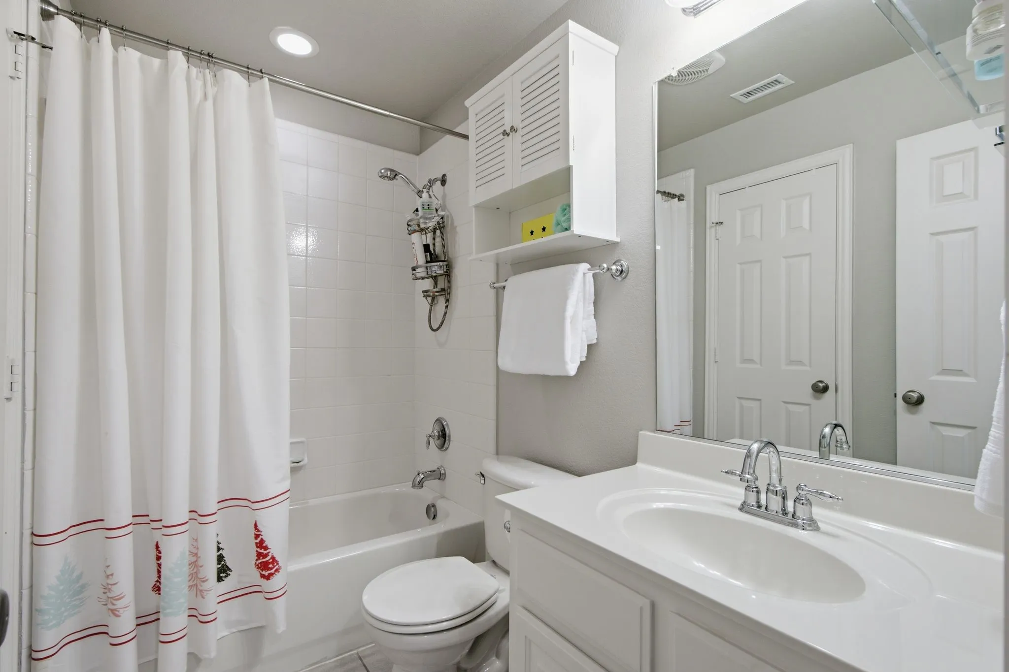 Single Family Residence For Sale in Denton County , 8504 Jefferson Way, Lantana, Texas 76226, 4 Bedroom, 4 Bathroom, 2 Garage spaces, 3,595 Sqft, built in 2006, mls#21333222, Real Estate Agent in Lantana, Homes For Sale in Denton county, Homes For Sale in Lantana, Realtor in Lantana Texas, Real Estate Brokerage Independent Realty Texas, Luminita Cordes Realtor