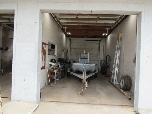 Business For Sale in Brown County , 1519 Austin Avenue, Brownwood, Texas 76801, 0, 0, Garage spaces, 0 Sqft, built in 0, Price $329,000, mls#21334912, Real Estate Agent in Brownwood, Homes For Sale in Brown county, Homes For Sale in Brownwood, Realtor in Brownwood Texas, Real Estate Brokerage Independent Realty Texas, Luminita Cordes Realtor