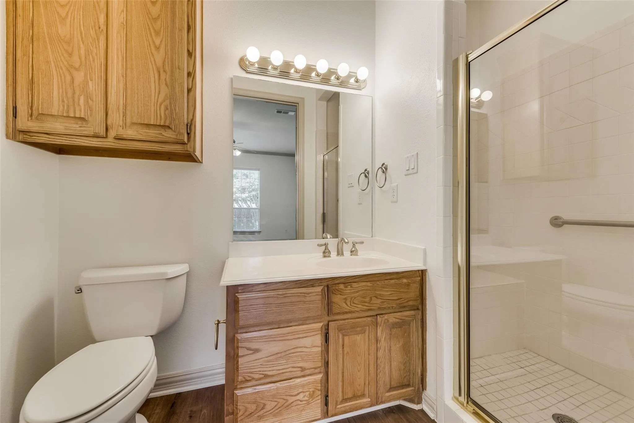Single Family Residence For Rent in Rockwall County , 120 Cambridge Court, Heath, Texas 75032, 5 Bedroom, 5 Bathroom, 3 Garage spaces, 3,174 Sqft, built in 2001, mls#21334851, Real Estate Agent in Heath, Homes For Rent in Rockwall county, Homes For Rent in Heath, Realtor in Heath Texas, Real Estate Brokerage Independent Realty Texas, Luminita Cordes Realtor
