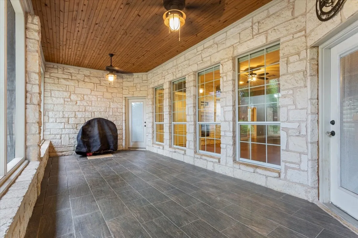 Single Family Residence For Sale in Mc Lennan County , 501 Sienna Bend Trail, Waco, Texas 76657, 4 Bedroom, 5 Bathroom, 2 Garage spaces, 2,983 Sqft, built in 2003, mls#21334909, Real Estate Agent in Waco, Homes For Sale in Mc Lennan county, Homes For Sale in Waco, Realtor in Waco Texas, Real Estate Brokerage Independent Realty Texas, Luminita Cordes Realtor