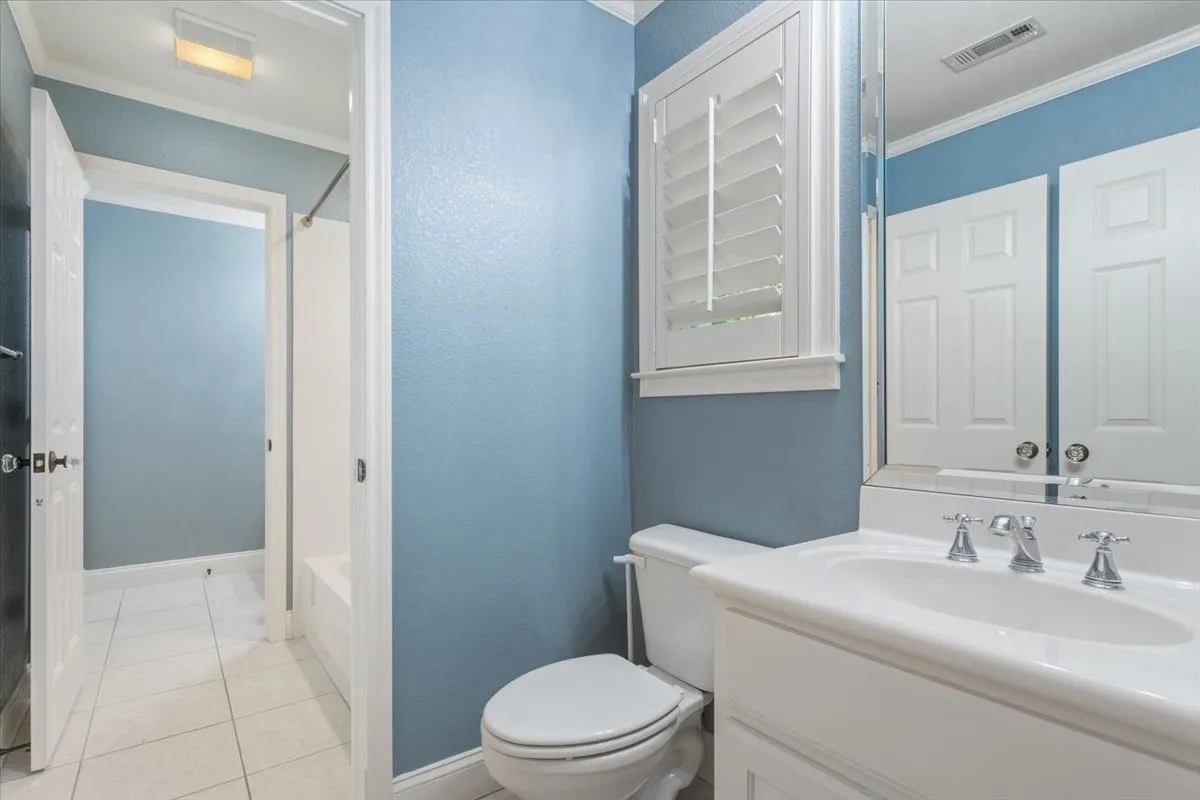 Single Family Residence For Sale in Mc Lennan County , 501 Sienna Bend Trail, Waco, Texas 76657, 4 Bedroom, 5 Bathroom, 2 Garage spaces, 2,983 Sqft, built in 2003, mls#21334909, Real Estate Agent in Waco, Homes For Sale in Mc Lennan county, Homes For Sale in Waco, Realtor in Waco Texas, Real Estate Brokerage Independent Realty Texas, Luminita Cordes Realtor