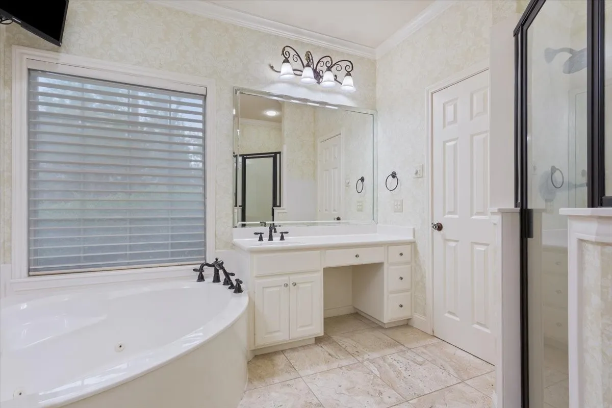 Single Family Residence For Sale in Mc Lennan County , 501 Sienna Bend Trail, Waco, Texas 76657, 4 Bedroom, 5 Bathroom, 2 Garage spaces, 2,983 Sqft, built in 2003, mls#21334909, Real Estate Agent in Waco, Homes For Sale in Mc Lennan county, Homes For Sale in Waco, Realtor in Waco Texas, Real Estate Brokerage Independent Realty Texas, Luminita Cordes Realtor