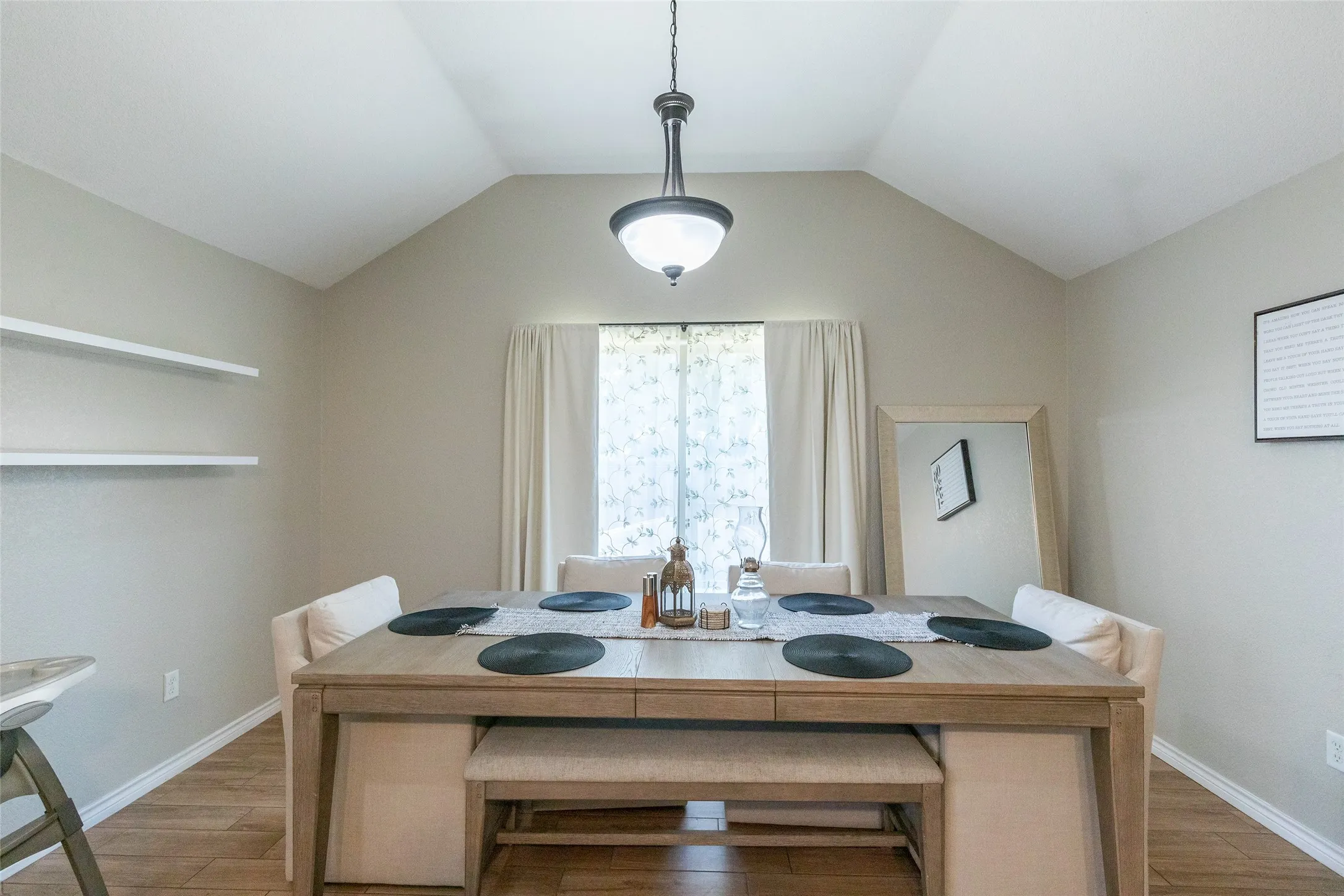 Single Family Residence For Sale in Taylor County , 3009 Sterling Street, Abilene, Texas 79606, 3 Bedroom, 2 Bathroom, 2 Garage spaces, 1,724 Sqft, built in 2014, mls#21334886, Real Estate Agent in Abilene, Homes For Sale in Taylor county, Homes For Sale in Abilene, Realtor in Abilene Texas, Real Estate Brokerage Independent Realty Texas, Luminita Cordes Realtor