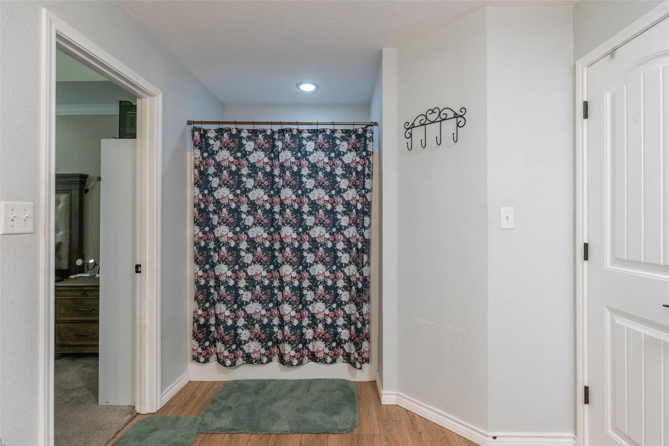 Single Family Residence For Sale in Taylor County , 3009 Sterling Street, Abilene, Texas 79606, 3 Bedroom, 2 Bathroom, 2 Garage spaces, 1,724 Sqft, built in 2014, mls#21334886, Real Estate Agent in Abilene, Homes For Sale in Taylor county, Homes For Sale in Abilene, Realtor in Abilene Texas, Real Estate Brokerage Independent Realty Texas, Luminita Cordes Realtor
