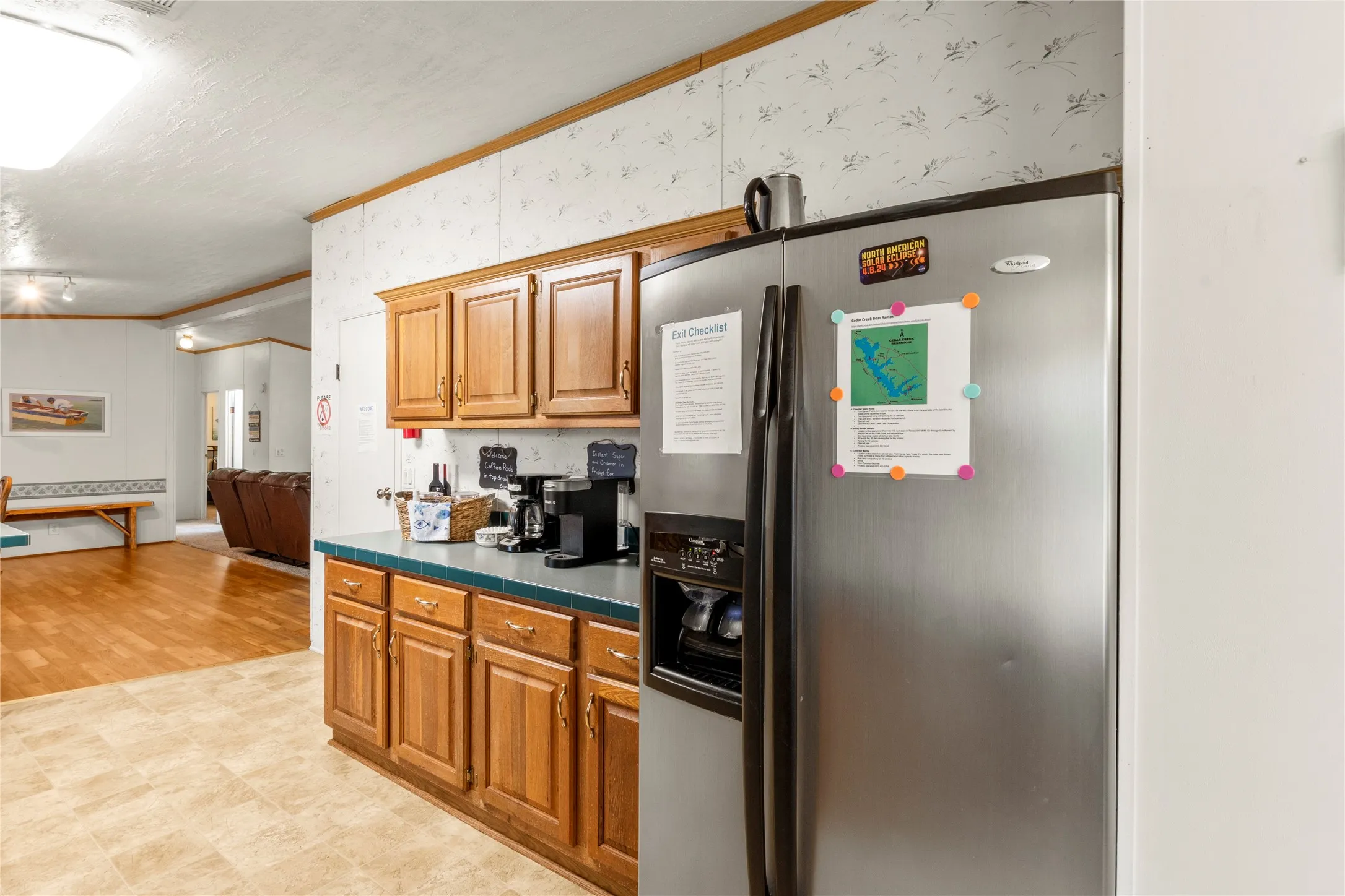 Mobile Home For Sale in Kaufman County , 10245 Northlake Circle, Kemp, Texas 75143, 3 Bedroom, 2 Bathroom, Garage spaces, 1,680 Sqft, built in 2003, mls#21333178, Real Estate Agent in Kemp, Homes For Sale in Kaufman county, Homes For Sale in Kemp, Realtor in Kemp Texas, Real Estate Brokerage Independent Realty Texas, Luminita Cordes Realtor
