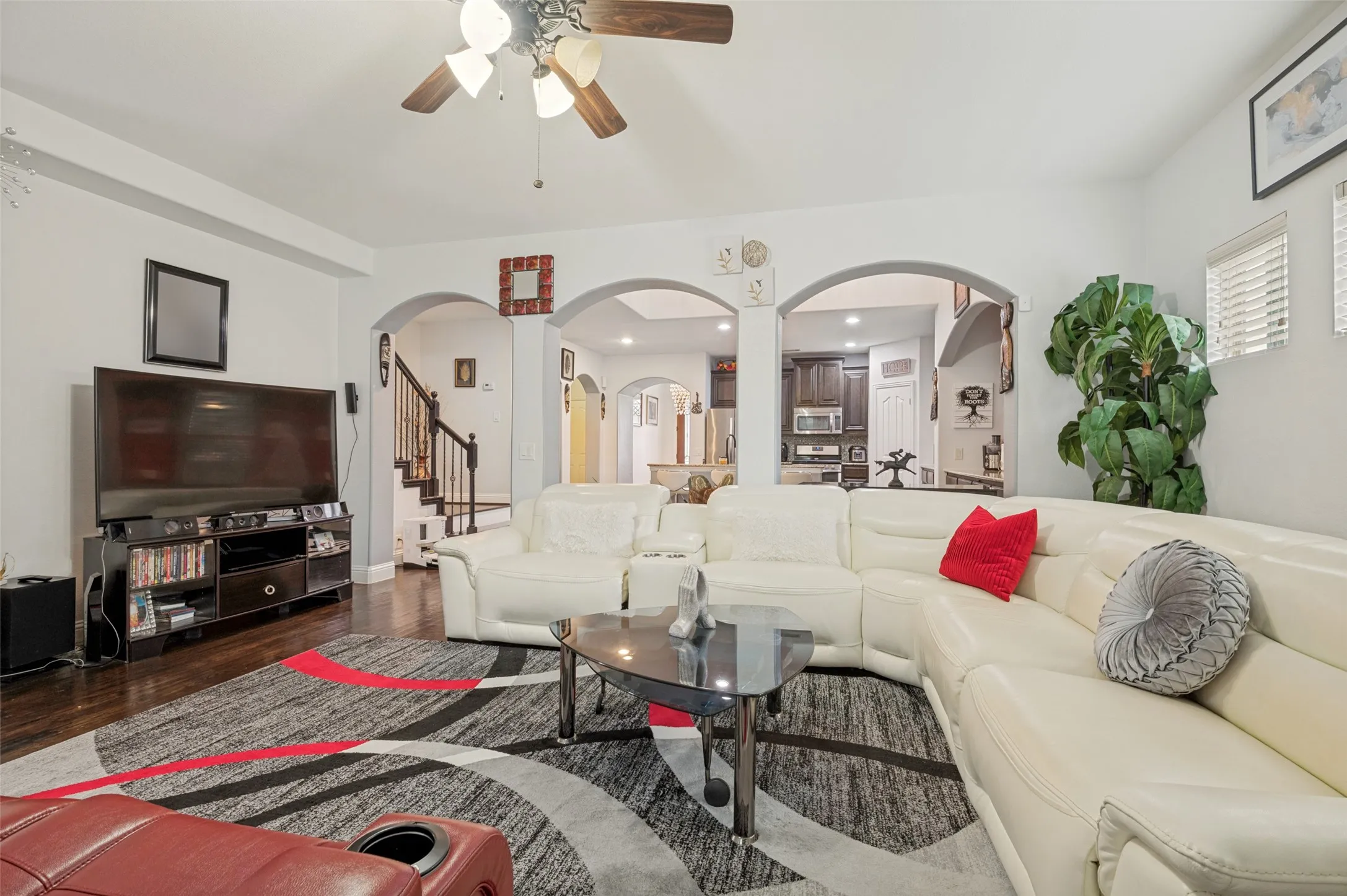Single Family Residence For Sale in Tarrant County , 2311 Tawny Owl Road, Grand Prairie, Texas 75052, 4 Bedroom, 4 Bathroom, 3 Garage spaces, 3,010 Sqft, built in 2013, mls#21333872, Real Estate Agent in Grand Prairie, Homes For Sale in Tarrant county, Homes For Sale in Grand Prairie, Realtor in Grand Prairie Texas, Real Estate Brokerage Independent Realty Texas, Luminita Cordes Realtor