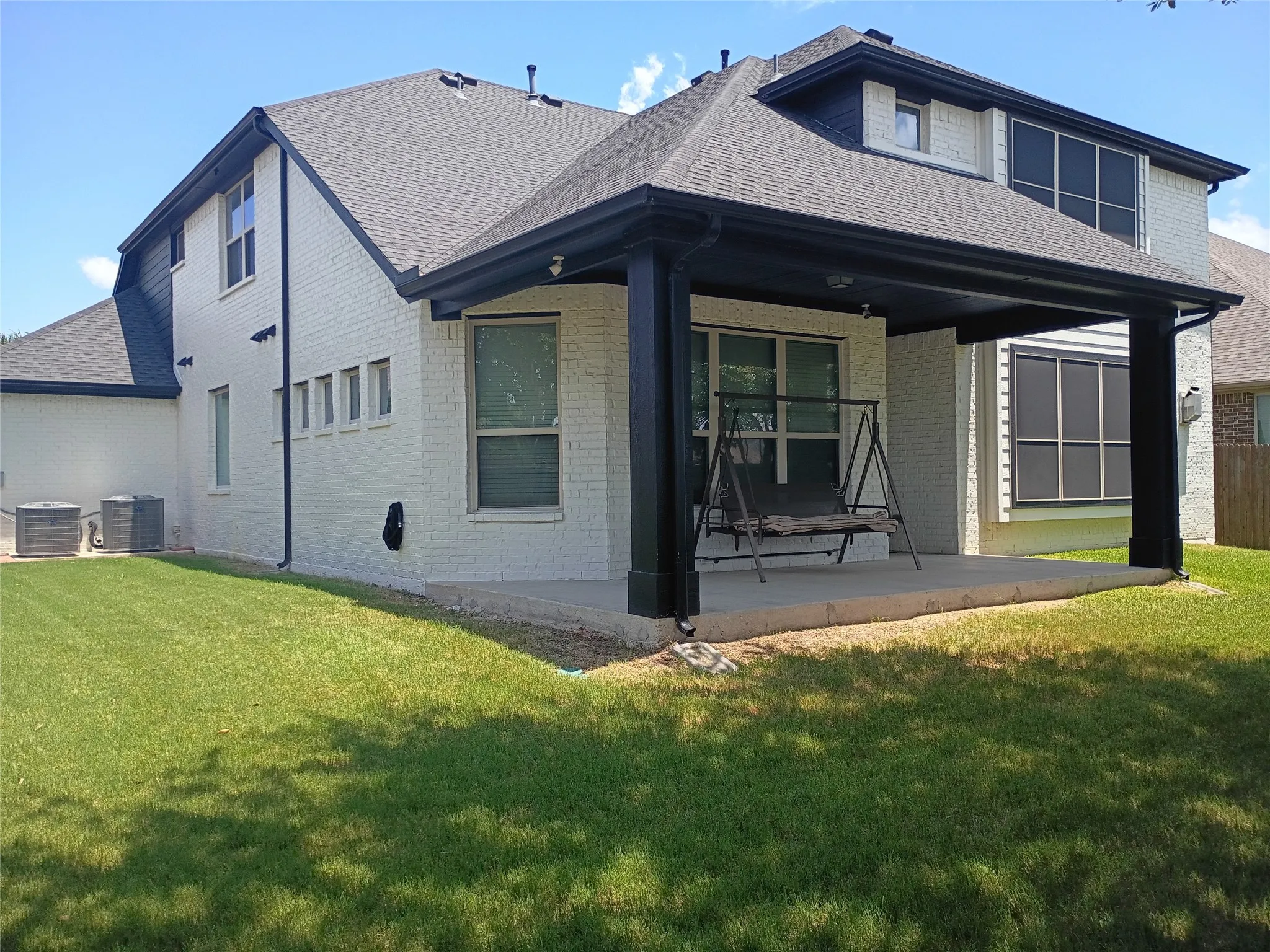Single Family Residence For Sale in Tarrant County , 2311 Tawny Owl Road, Grand Prairie, Texas 75052, 4 Bedroom, 4 Bathroom, 3 Garage spaces, 3,010 Sqft, built in 2013, mls#21333872, Real Estate Agent in Grand Prairie, Homes For Sale in Tarrant county, Homes For Sale in Grand Prairie, Realtor in Grand Prairie Texas, Real Estate Brokerage Independent Realty Texas, Luminita Cordes Realtor