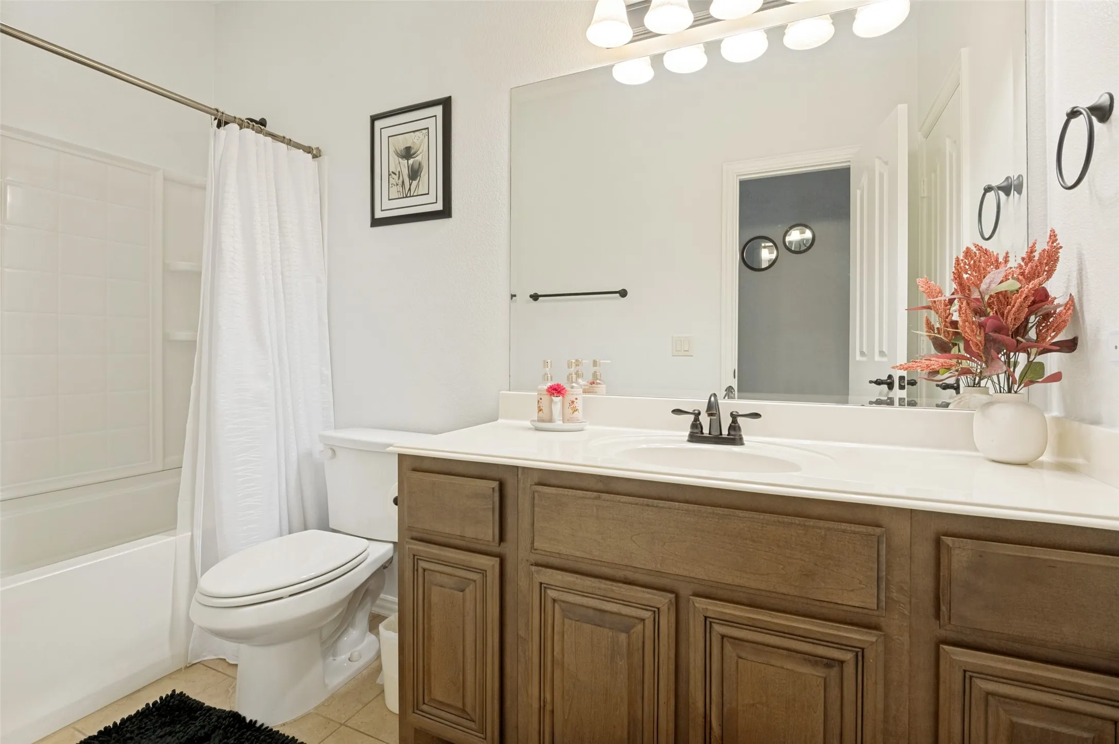 Single Family Residence For Sale in Tarrant County , 2311 Tawny Owl Road, Grand Prairie, Texas 75052, 4 Bedroom, 4 Bathroom, 3 Garage spaces, 3,010 Sqft, built in 2013, mls#21333872, Real Estate Agent in Grand Prairie, Homes For Sale in Tarrant county, Homes For Sale in Grand Prairie, Realtor in Grand Prairie Texas, Real Estate Brokerage Independent Realty Texas, Luminita Cordes Realtor