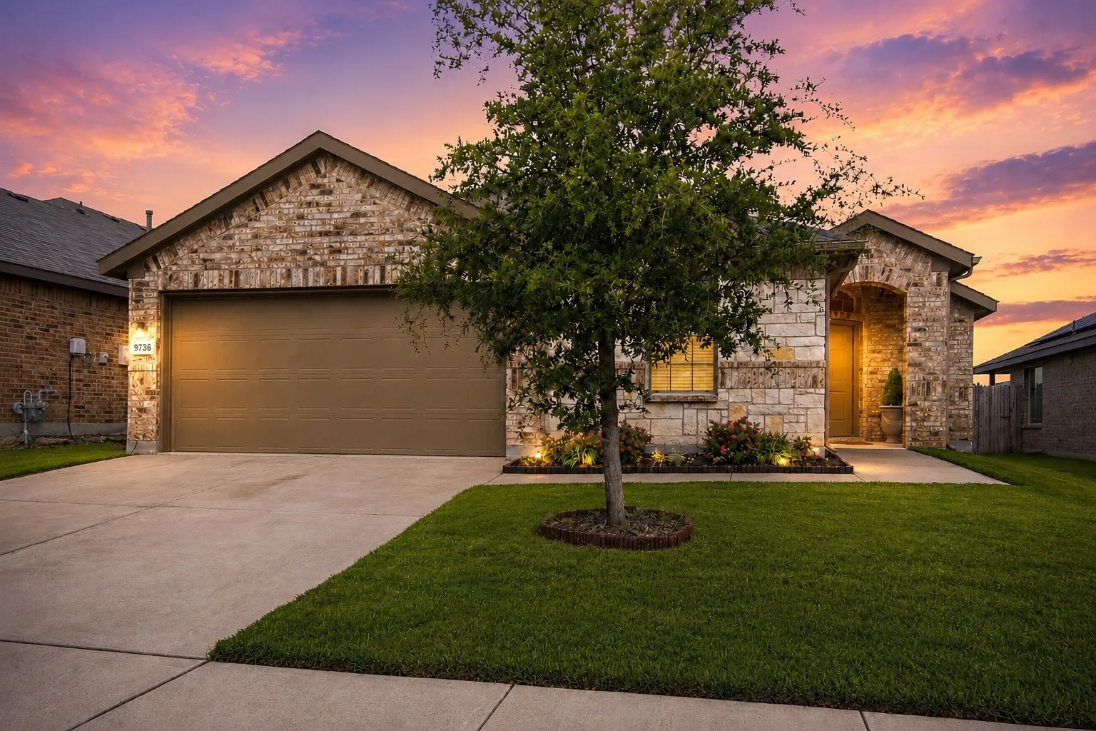 Single Family Residence For Sale in Tarrant County , 9736 Snowbell Lane, Fort Worth, Texas 76036, 5 Bedrooms, 2 Bathrooms, 2 Garage spaces, 2,127 Sqft, built in 2020, Price $349,999, mls#21300359, Real Estate Agent in Fort Worth, Homes For Sale in Tarrant county, Homes For Sale in Fort Worth, Realtor in Fort Worth Texas, Real Estate Brokerage Independent Realty Texas, Luminita Cordes Realtor