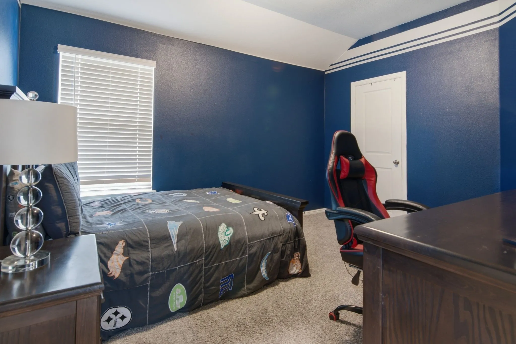 Single Family Residence For Sale in Tarrant County , 9736 Snowbell Lane, Fort Worth, Texas 76036, 5 Bedrooms, 2 Bathrooms, 2 Garage spaces, 2,127 Sqft, built in 2020, Price $349,999, mls#21300359, Real Estate Agent in Fort Worth, Homes For Sale in Tarrant county, Homes For Sale in Fort Worth, Realtor in Fort Worth Texas, Real Estate Brokerage Independent Realty Texas, Luminita Cordes Realtor