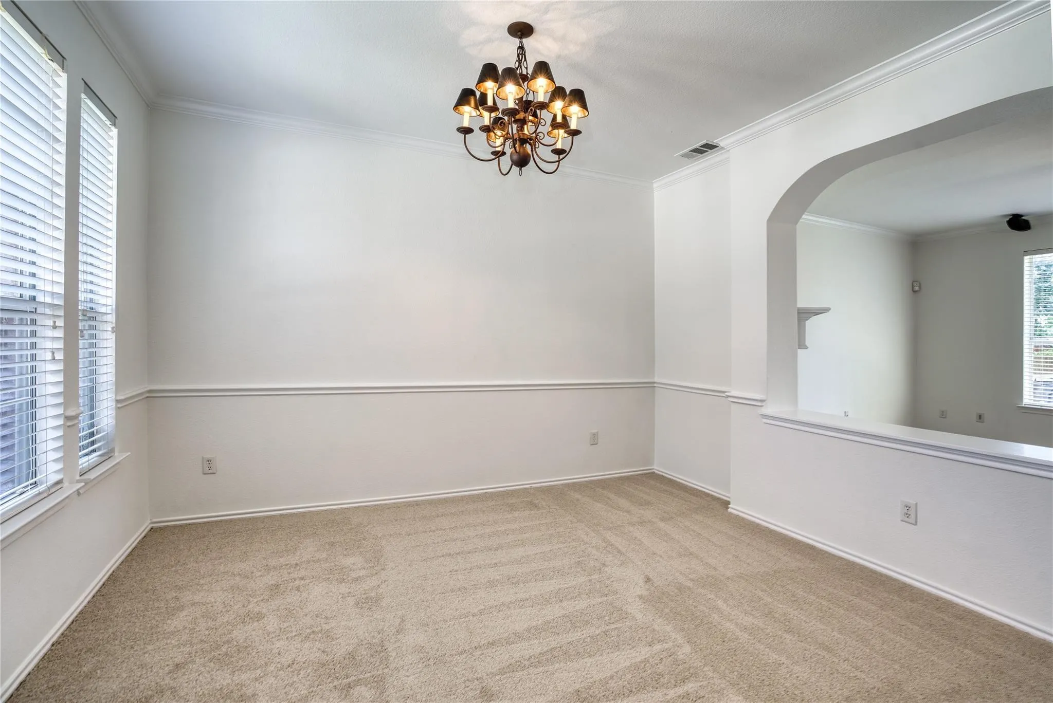 Single Family Residence For Rent in Tarrant County , 9909 Delamere Drive, Fort Worth, Texas 76244, 3 Bedroom, 3 Bathroom, 2 Garage spaces, 2,210 Sqft, built in 2004, mls#21334568, Real Estate Agent in Fort Worth, Homes For Rent in Tarrant county, Homes For Rent in Fort Worth, Realtor in Fort Worth Texas, Real Estate Brokerage Independent Realty Texas, Luminita Cordes Realtor