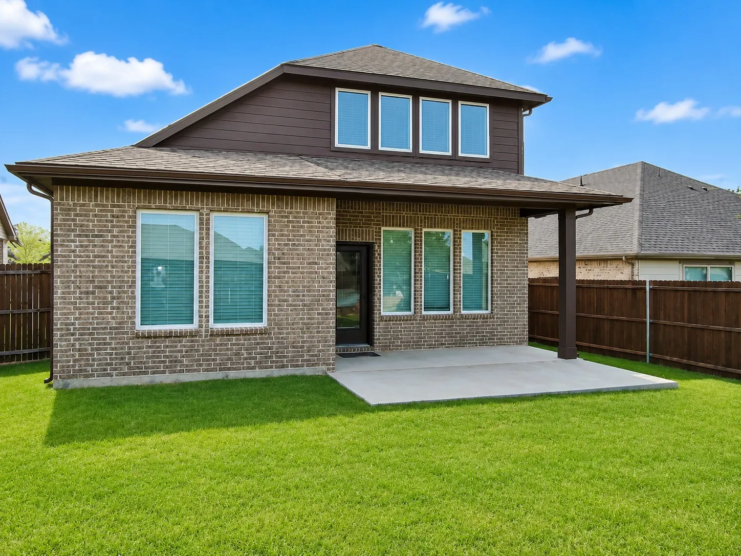 Single Family Residence For Sale in Collin County , 262 Little Bridge Drive, Lavon, Texas 75166, 4 Bedroom, 3 Bathroom, 2 Garage spaces, 2,520 Sqft, built in 2023, mls#21334943, Real Estate Agent in Lavon, Homes For Sale in Collin county, Homes For Sale in Lavon, Realtor in Lavon Texas, Real Estate Brokerage Independent Realty Texas, Luminita Cordes Realtor