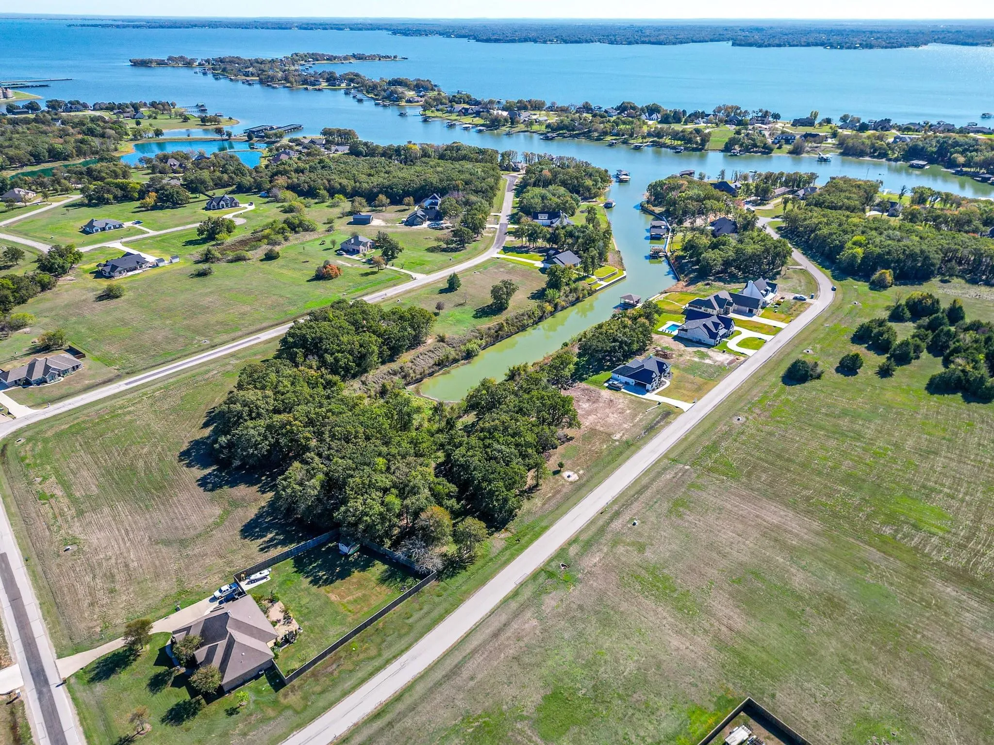 Unimproved Land For Sale in Navarro County , Lot 411 Sailboat Drive, Corsicana, Texas 75109, 0, 0, Garage spaces, 0 Sqft, built in 0, Price $65,000, mls#21334950, Real Estate Agent in Corsicana, Homes For Sale in Navarro county, Homes For Sale in Corsicana, Realtor in Corsicana Texas, Real Estate Brokerage Independent Realty Texas, Luminita Cordes Realtor