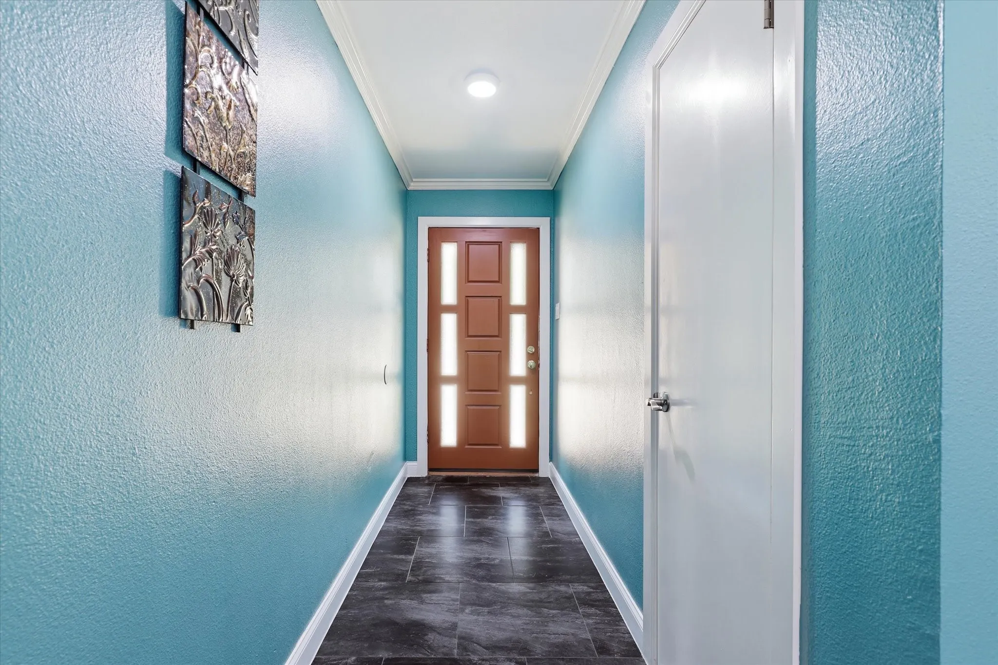 Single Family Residence For Sale in Tarrant County , 2237 Shady Brook Drive, Bedford, Texas 76021, 4 Bedroom, 2 Bathroom, 2 Garage spaces, 1,527 Sqft, built in 1972, mls#21329077, Real Estate Agent in Bedford, Homes For Sale in Tarrant county, Homes For Sale in Bedford, Realtor in Bedford Texas, Real Estate Brokerage Independent Realty Texas, Luminita Cordes Realtor