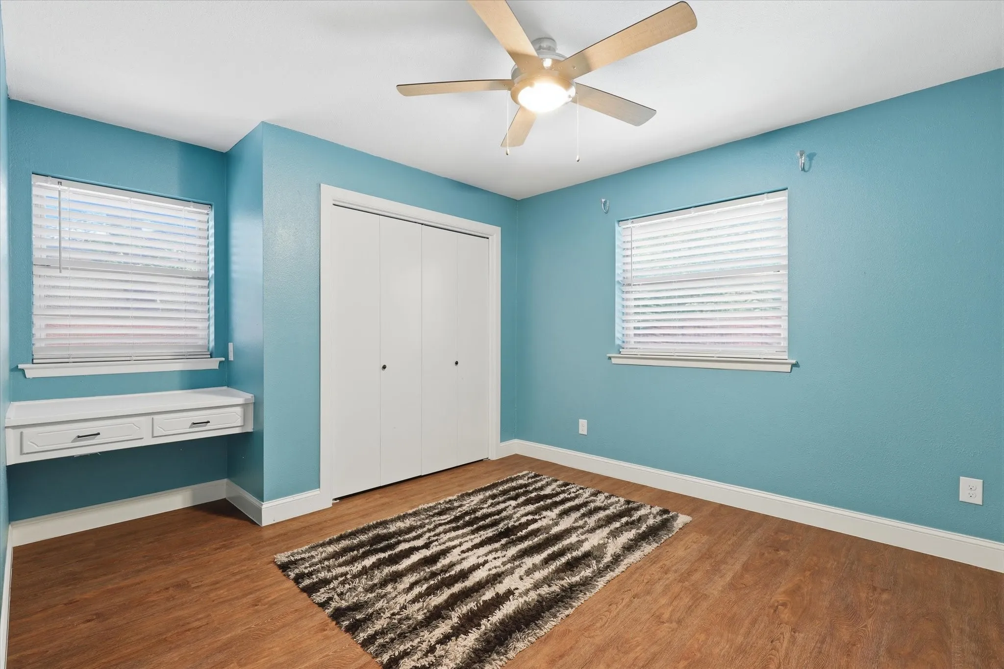 Single Family Residence For Sale in Tarrant County , 2237 Shady Brook Drive, Bedford, Texas 76021, 4 Bedroom, 2 Bathroom, 2 Garage spaces, 1,527 Sqft, built in 1972, mls#21329077, Real Estate Agent in Bedford, Homes For Sale in Tarrant county, Homes For Sale in Bedford, Realtor in Bedford Texas, Real Estate Brokerage Independent Realty Texas, Luminita Cordes Realtor
