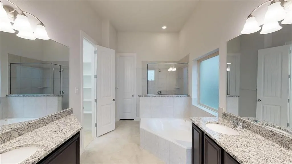 Single Family Residence For Sale in Collin County , 5908 layena Drive, Mc Kinney, Texas 75070, 4 Bedroom, 4 Bathroom, 1 Garage spaces, 2,641 Sqft, built in 2017, mls#21334953, Real Estate Agent in Mc Kinney, Homes For Sale in Collin county, Homes For Sale in Mc Kinney, Realtor in Mc Kinney Texas, Real Estate Brokerage Independent Realty Texas, Luminita Cordes Realtor