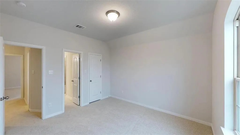 Single Family Residence For Sale in Collin County , 5908 layena Drive, Mc Kinney, Texas 75070, 4 Bedroom, 4 Bathroom, 1 Garage spaces, 2,641 Sqft, built in 2017, mls#21334953, Real Estate Agent in Mc Kinney, Homes For Sale in Collin county, Homes For Sale in Mc Kinney, Realtor in Mc Kinney Texas, Real Estate Brokerage Independent Realty Texas, Luminita Cordes Realtor