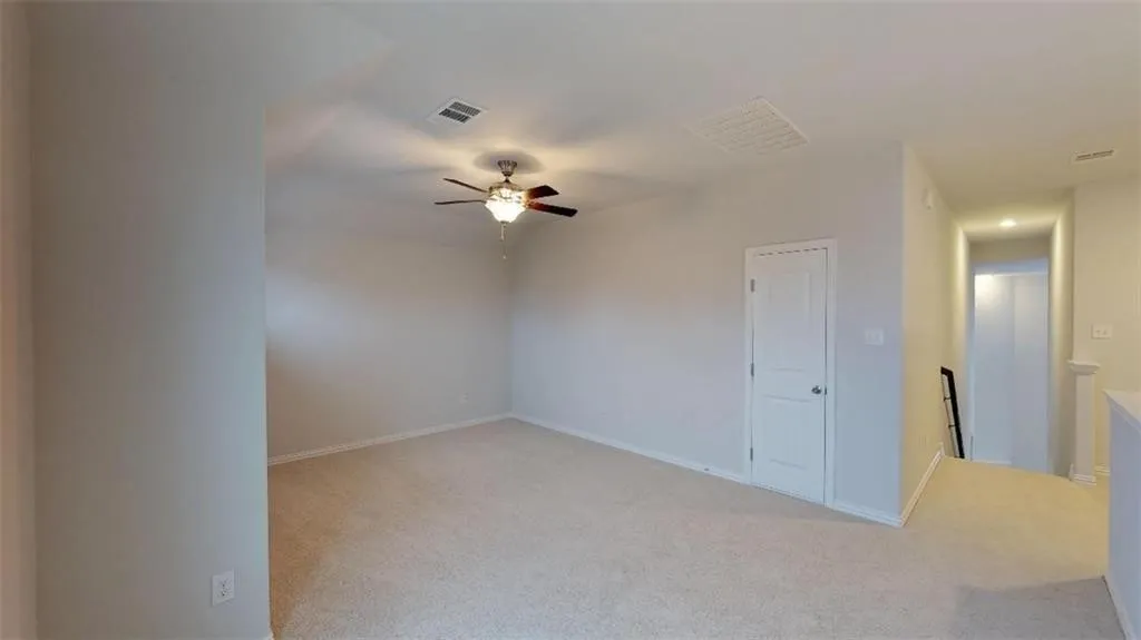 Single Family Residence For Sale in Collin County , 5908 layena Drive, Mc Kinney, Texas 75070, 4 Bedroom, 4 Bathroom, 1 Garage spaces, 2,641 Sqft, built in 2017, mls#21334953, Real Estate Agent in Mc Kinney, Homes For Sale in Collin county, Homes For Sale in Mc Kinney, Realtor in Mc Kinney Texas, Real Estate Brokerage Independent Realty Texas, Luminita Cordes Realtor