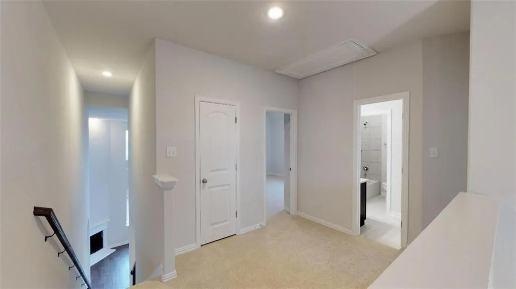 Single Family Residence For Sale in Collin County , 5908 layena Drive, Mc Kinney, Texas 75070, 4 Bedroom, 4 Bathroom, 1 Garage spaces, 2,641 Sqft, built in 2017, mls#21334953, Real Estate Agent in Mc Kinney, Homes For Sale in Collin county, Homes For Sale in Mc Kinney, Realtor in Mc Kinney Texas, Real Estate Brokerage Independent Realty Texas, Luminita Cordes Realtor