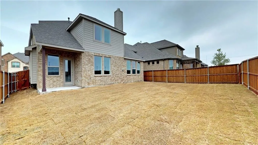 Single Family Residence For Sale in Collin County , 5908 layena Drive, Mc Kinney, Texas 75070, 4 Bedroom, 4 Bathroom, 1 Garage spaces, 2,641 Sqft, built in 2017, mls#21334953, Real Estate Agent in Mc Kinney, Homes For Sale in Collin county, Homes For Sale in Mc Kinney, Realtor in Mc Kinney Texas, Real Estate Brokerage Independent Realty Texas, Luminita Cordes Realtor