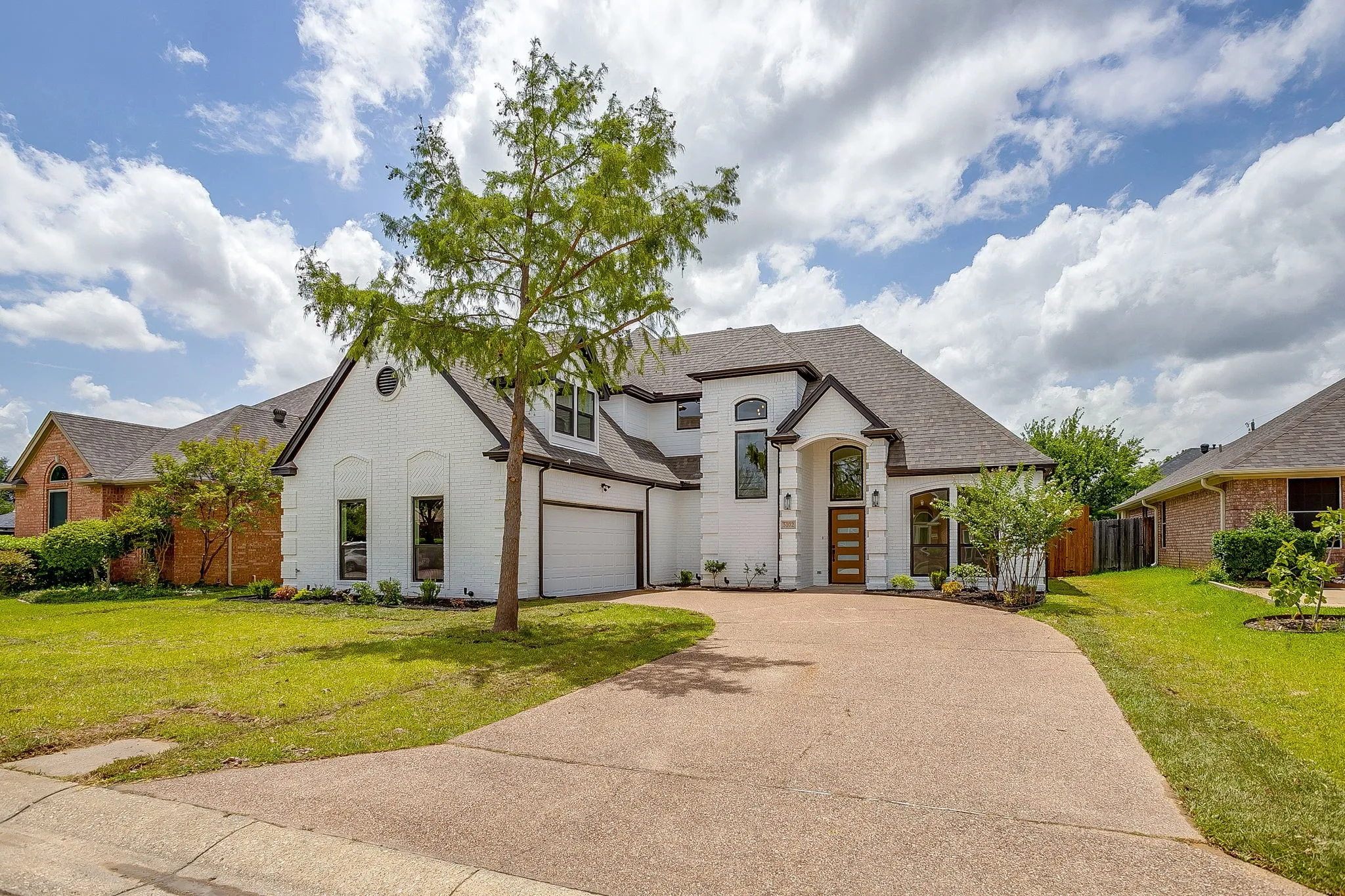 Single Family Residence For Sale in Tarrant County , 5102 Shadowood Road, Colleyville, Texas 76034, 4 Bedroom, 4 Bathroom, 2 Garage spaces, 2,611 Sqft, built in 1992, mls#21334898, Real Estate Agent in Colleyville, Homes For Sale in Tarrant county, Homes For Sale in Colleyville, Realtor in Colleyville Texas, Real Estate Brokerage Independent Realty Texas, Luminita Cordes Realtor