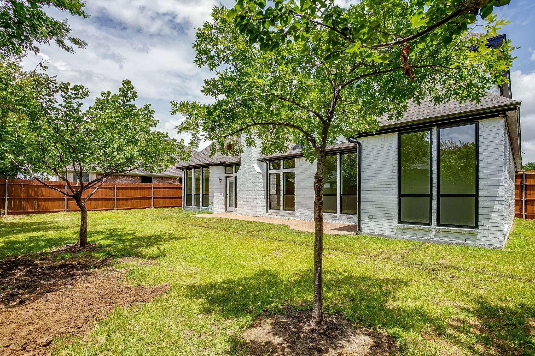 Single Family Residence For Sale in Tarrant County , 5102 Shadowood Road, Colleyville, Texas 76034, 4 Bedroom, 4 Bathroom, 2 Garage spaces, 2,611 Sqft, built in 1992, mls#21334898, Real Estate Agent in Colleyville, Homes For Sale in Tarrant county, Homes For Sale in Colleyville, Realtor in Colleyville Texas, Real Estate Brokerage Independent Realty Texas, Luminita Cordes Realtor