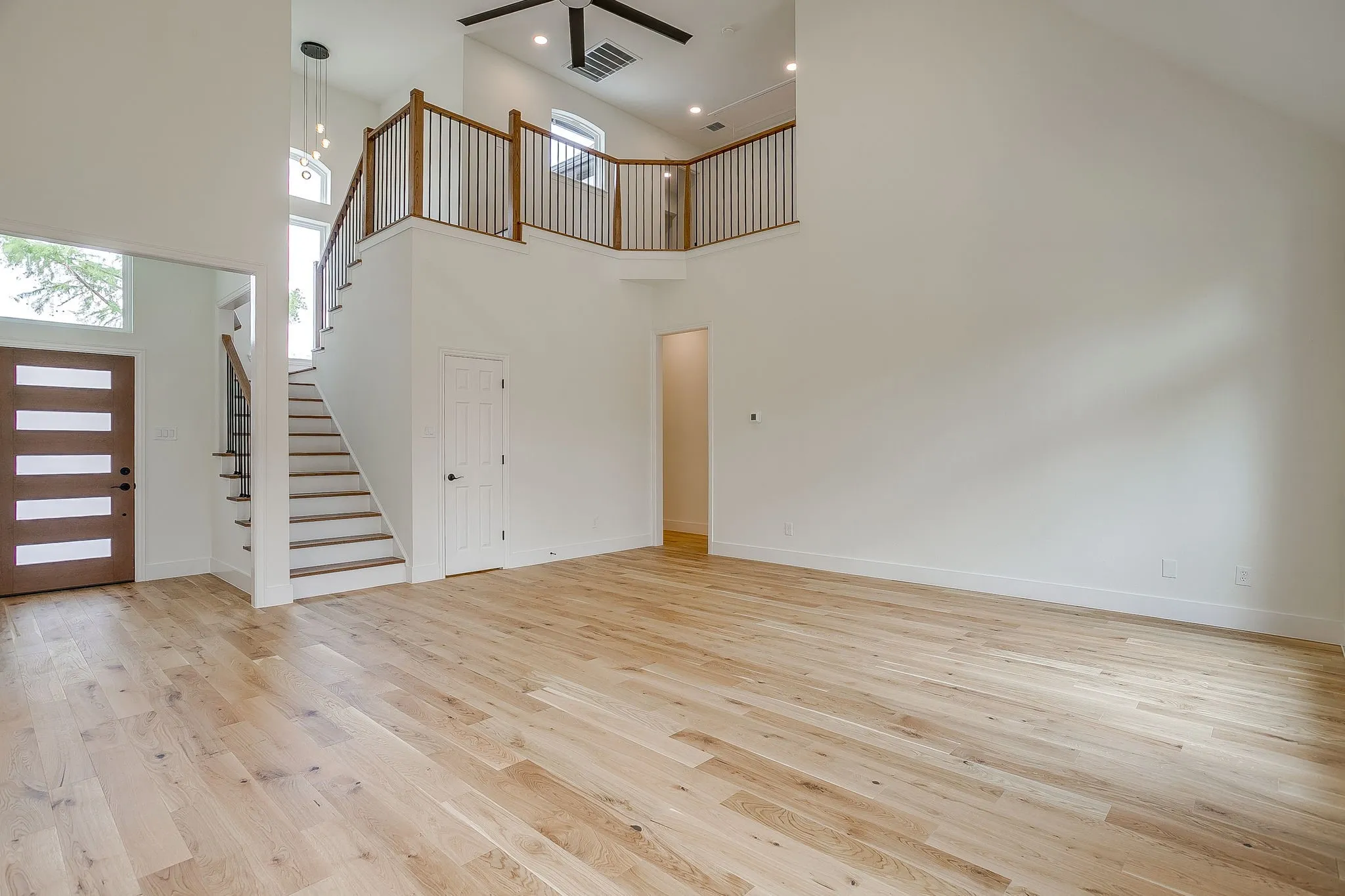 Single Family Residence For Sale in Tarrant County , 5102 Shadowood Road, Colleyville, Texas 76034, 4 Bedroom, 4 Bathroom, 2 Garage spaces, 2,611 Sqft, built in 1992, mls#21334898, Real Estate Agent in Colleyville, Homes For Sale in Tarrant county, Homes For Sale in Colleyville, Realtor in Colleyville Texas, Real Estate Brokerage Independent Realty Texas, Luminita Cordes Realtor