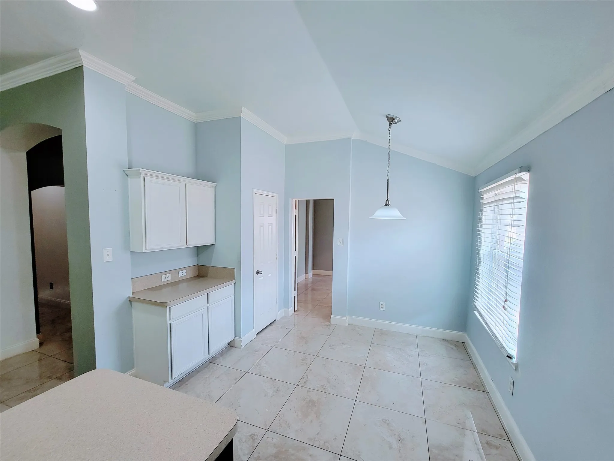 Single Family Residence For Sale in Tarrant County , 8033 Summer Stream Drive, Fort Worth, Texas 76134, 3 Bedroom, 2 Bathroom, 2 Garage spaces, 1,789 Sqft, built in 2005, mls#21331612, Real Estate Agent in Fort Worth, Homes For Sale in Tarrant county, Homes For Sale in Fort Worth, Realtor in Fort Worth Texas, Real Estate Brokerage Independent Realty Texas, Luminita Cordes Realtor