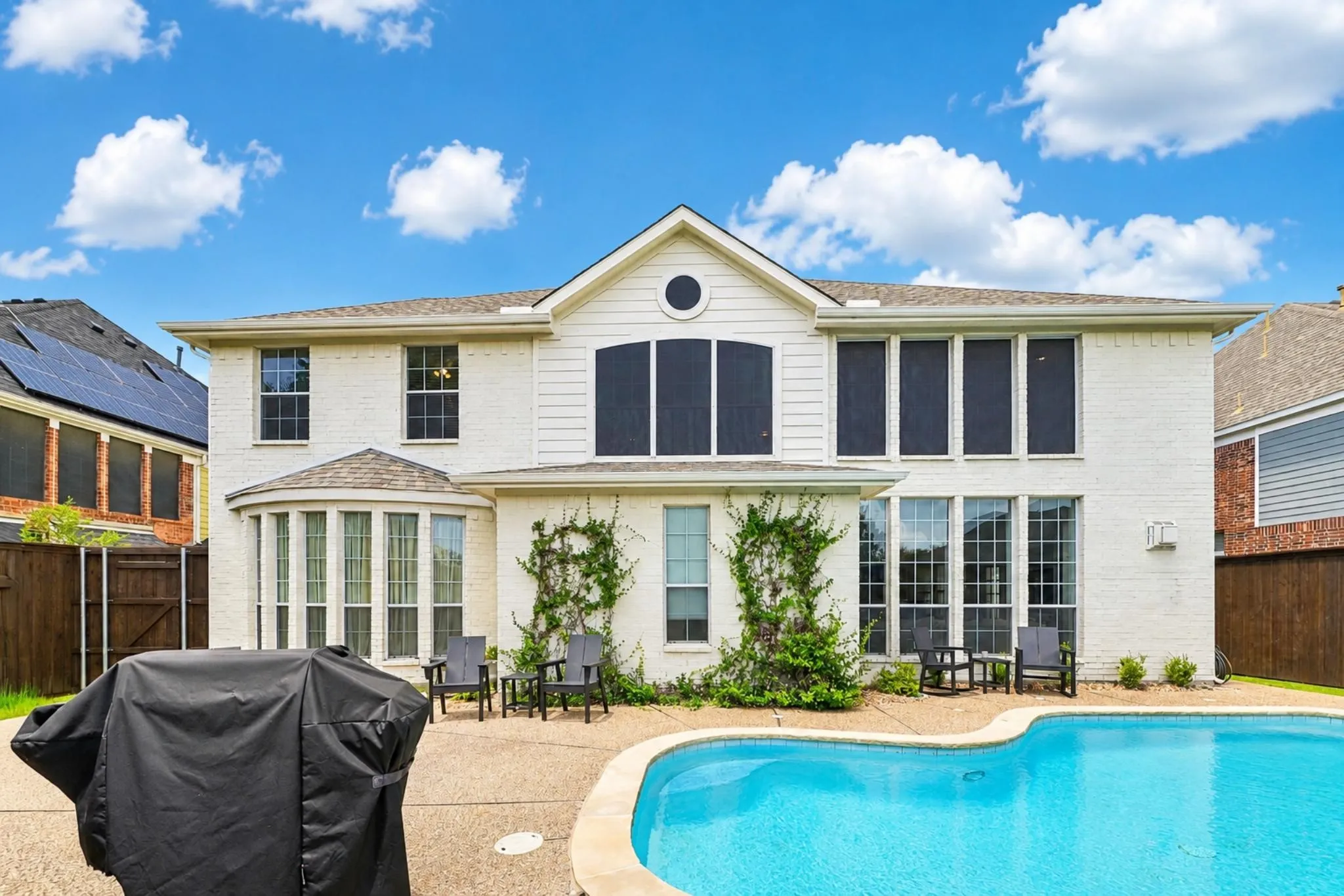 Single Family Residence For Sale in Tarrant County , 4309 Palmer Drive, Mansfield, Texas 76063, 5 Bedroom, 4 Bathroom, 2 Garage spaces, 3,763 Sqft, built in 2005, mls#21329603, Real Estate Agent in Mansfield, Homes For Sale in Tarrant county, Homes For Sale in Mansfield, Realtor in Mansfield Texas, Real Estate Brokerage Independent Realty Texas, Luminita Cordes Realtor