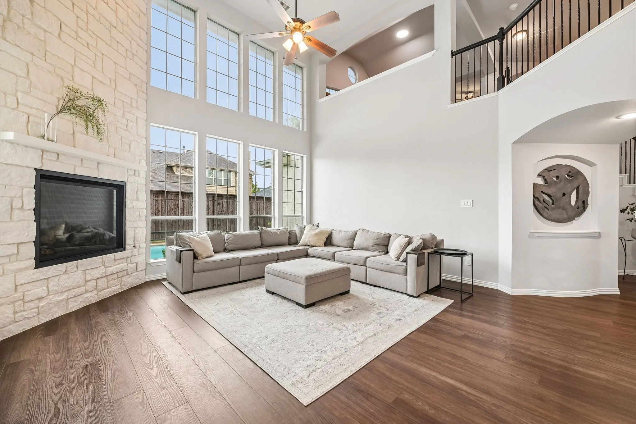 Single Family Residence For Sale in Tarrant County , 4309 Palmer Drive, Mansfield, Texas 76063, 5 Bedroom, 4 Bathroom, 2 Garage spaces, 3,763 Sqft, built in 2005, mls#21329603, Real Estate Agent in Mansfield, Homes For Sale in Tarrant county, Homes For Sale in Mansfield, Realtor in Mansfield Texas, Real Estate Brokerage Independent Realty Texas, Luminita Cordes Realtor