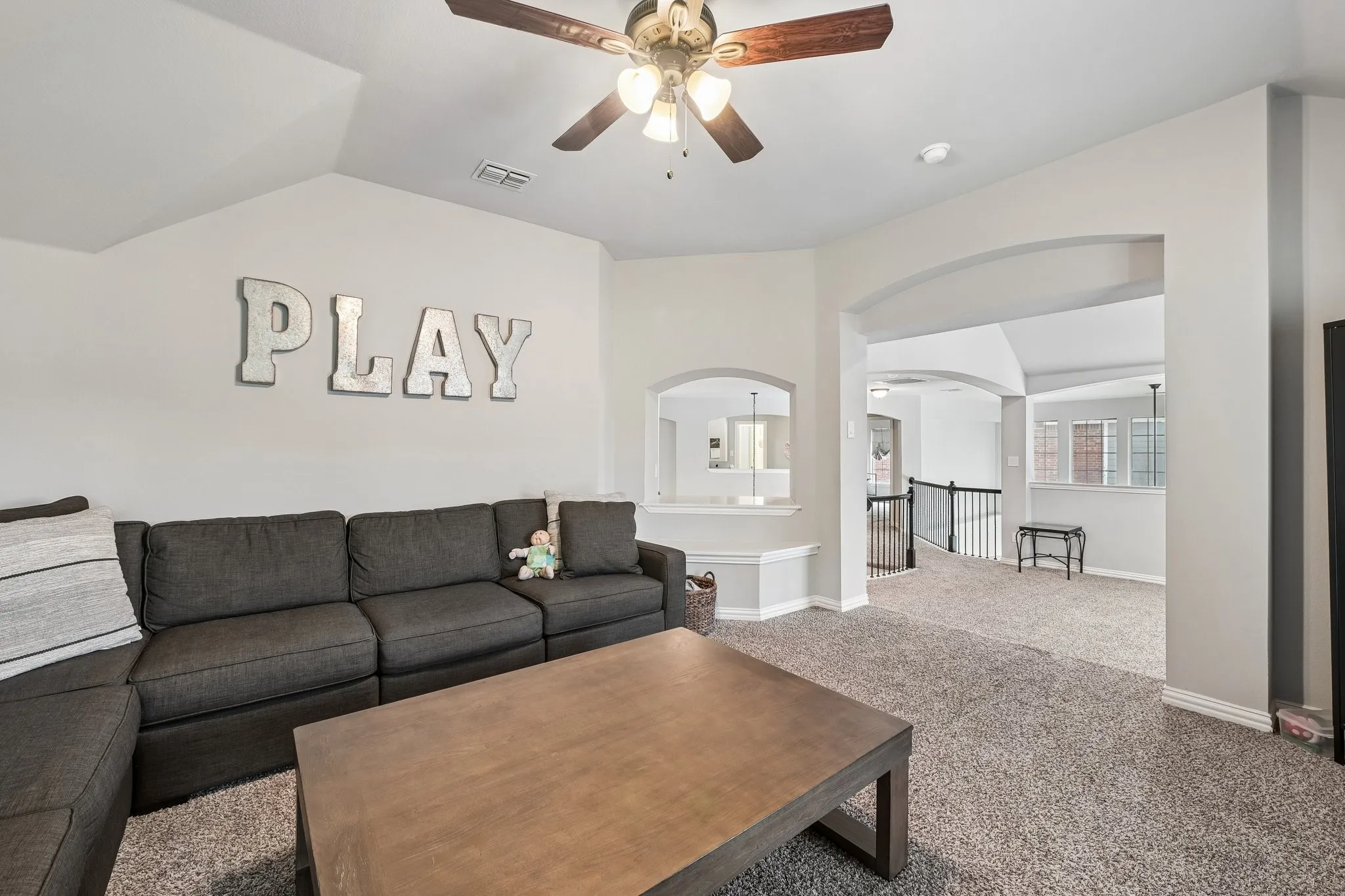 Single Family Residence For Sale in Tarrant County , 4309 Palmer Drive, Mansfield, Texas 76063, 5 Bedroom, 4 Bathroom, 2 Garage spaces, 3,763 Sqft, built in 2005, mls#21329603, Real Estate Agent in Mansfield, Homes For Sale in Tarrant county, Homes For Sale in Mansfield, Realtor in Mansfield Texas, Real Estate Brokerage Independent Realty Texas, Luminita Cordes Realtor
