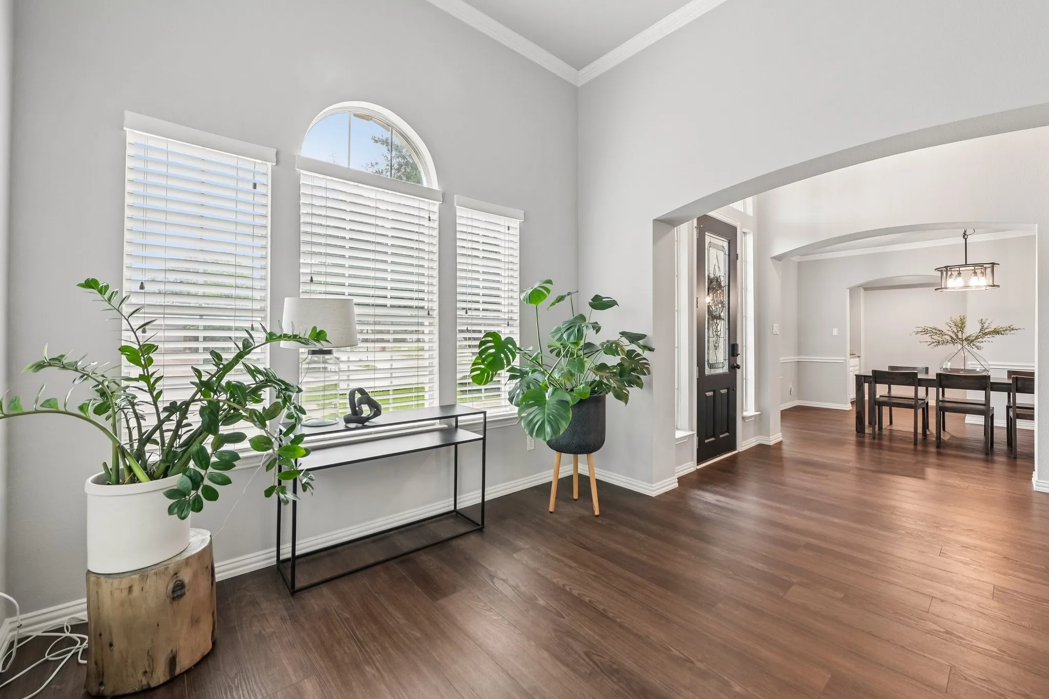 Single Family Residence For Sale in Tarrant County , 4309 Palmer Drive, Mansfield, Texas 76063, 5 Bedroom, 4 Bathroom, 2 Garage spaces, 3,763 Sqft, built in 2005, mls#21329603, Real Estate Agent in Mansfield, Homes For Sale in Tarrant county, Homes For Sale in Mansfield, Realtor in Mansfield Texas, Real Estate Brokerage Independent Realty Texas, Luminita Cordes Realtor