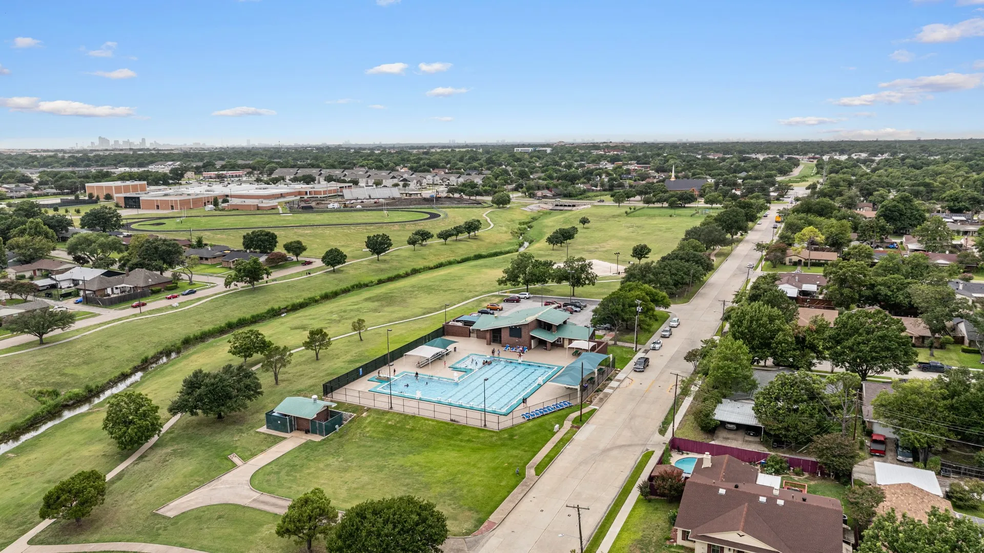 Townhouse For Sale in Dallas County , 2920 Baneberry Lane, Mesquite, Texas 75150, 3 Bedroom, 3 Bathroom, 2 Garage spaces, 1,760 Sqft, built in 2023, mls#21334971, Real Estate Agent in Mesquite, Homes For Sale in Dallas county, Homes For Sale in Mesquite, Realtor in Mesquite Texas, Real Estate Brokerage Independent Realty Texas, Luminita Cordes Realtor