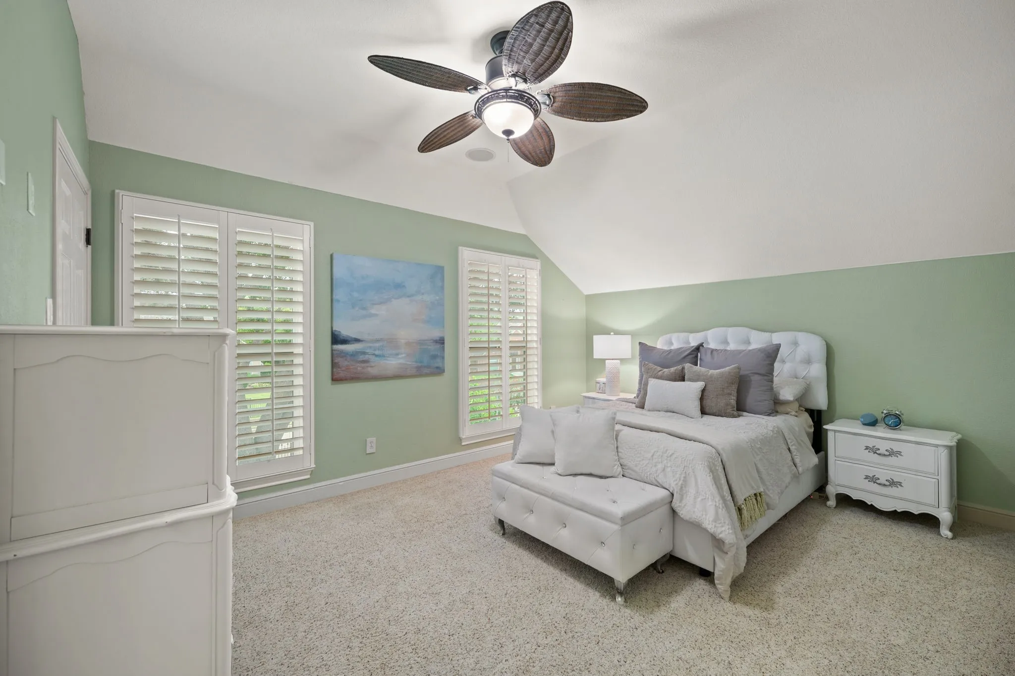 Single Family Residence For Sale in Tarrant County , 400 Indian Paintbrush Way, Southlake, Texas 76092, 5 Bedroom, 5 Bathroom, 3 Garage spaces, 5,976 Sqft, built in 1999, mls#21326094, Real Estate Agent in Southlake, Homes For Sale in Tarrant county, Homes For Sale in Southlake, Realtor in Southlake Texas, Real Estate Brokerage Independent Realty Texas, Luminita Cordes Realtor