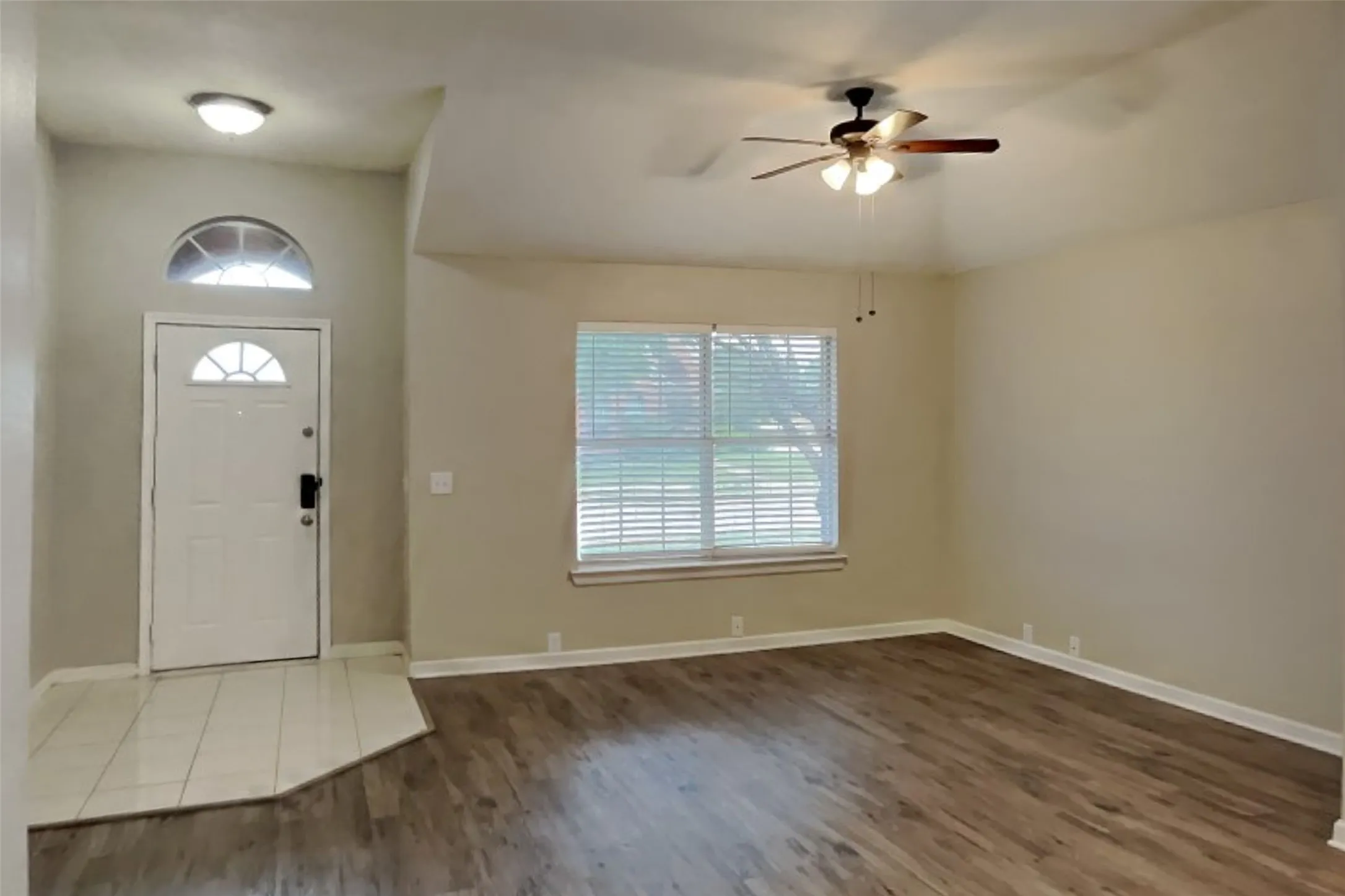 Single Family Residence For Rent in Collin County , 9817 Preston Vineyard Drive, Frisco, Texas 75035, 3 Bedroom, 2 Bathroom, 2 Garage spaces, 1,685 Sqft, built in 1992, mls#21334977, Real Estate Agent in Frisco, Homes For Rent in Collin county, Homes For Rent in Frisco, Realtor in Frisco Texas, Real Estate Brokerage Independent Realty Texas, Luminita Cordes Realtor