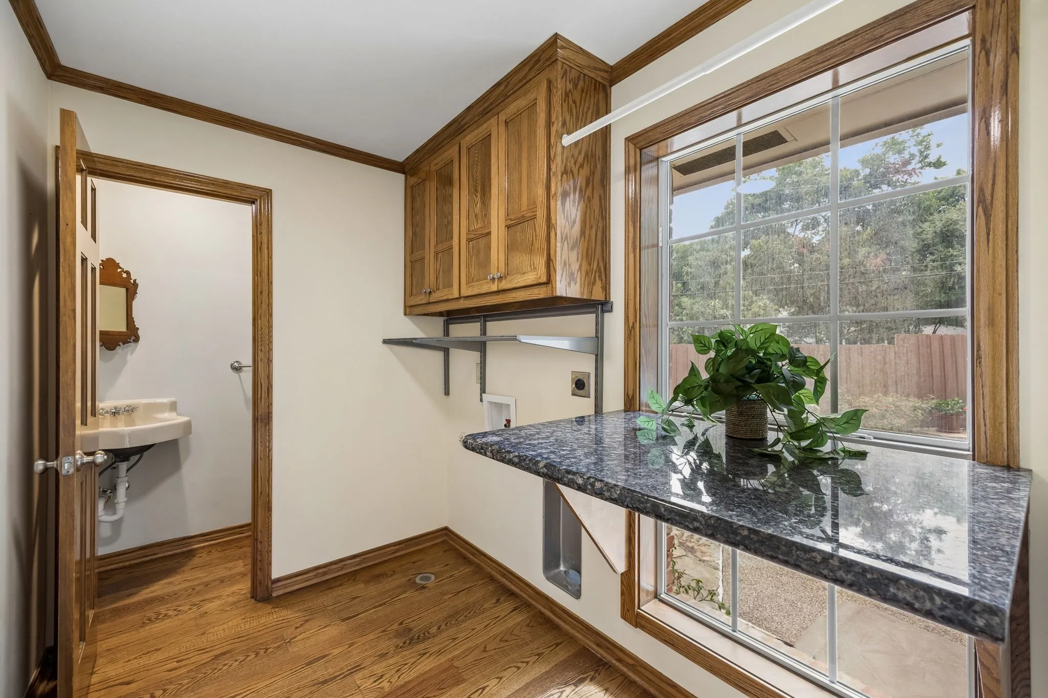 Single Family Residence For Sale in Dallas County , 9624 Greensprint Drive, Dallas, Texas 75238, 4 Bedroom, 5 Bathroom, 2 Garage spaces, 4,436 Sqft, built in 1980, mls#21332663, Real Estate Agent in Dallas, Homes For Sale in Dallas county, Homes For Sale in Dallas, Realtor in Dallas Texas, Real Estate Brokerage Independent Realty Texas, Luminita Cordes Realtor